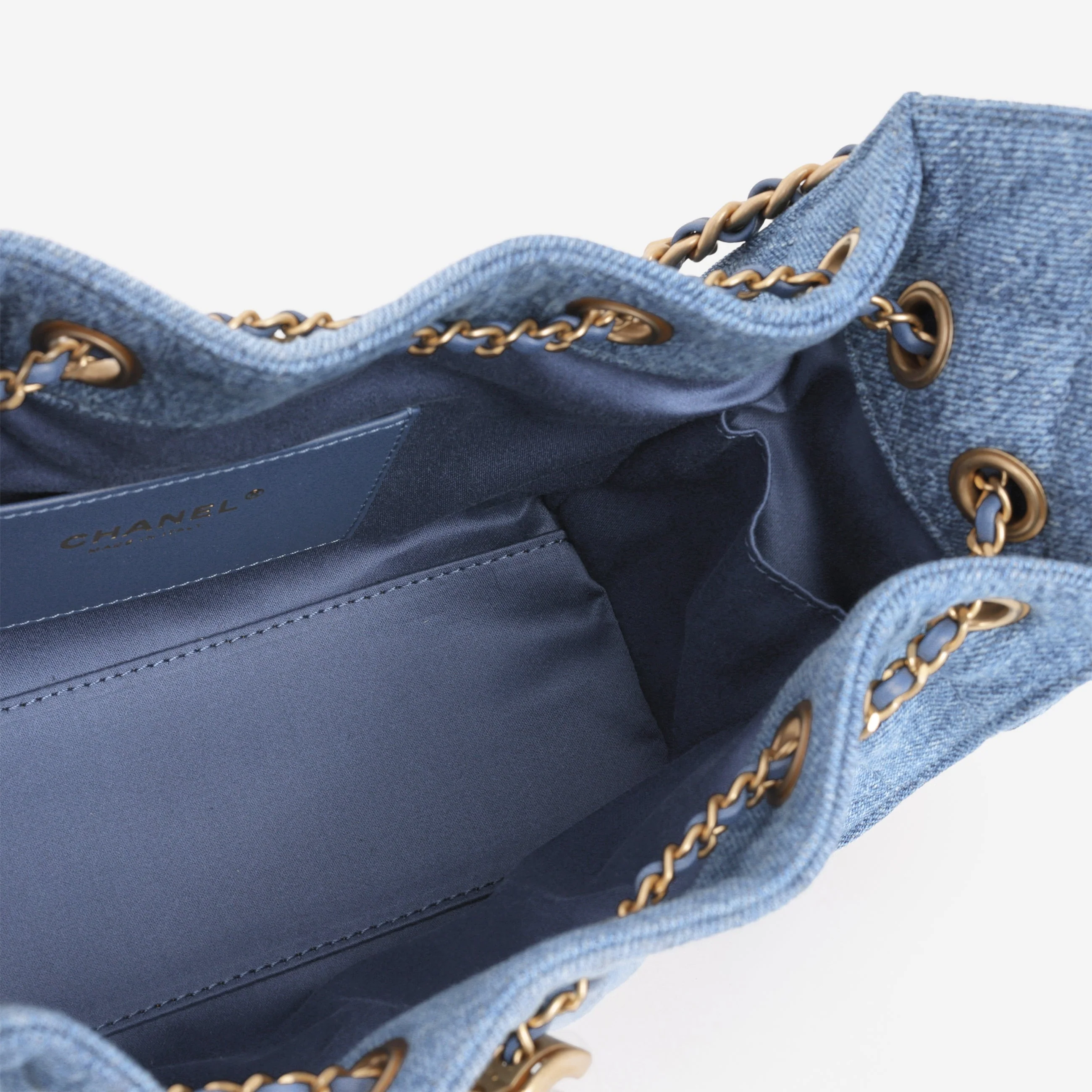 Chanel Mini 25 Hobo - Blue Washed Denim | Gold Hardware - Image 6