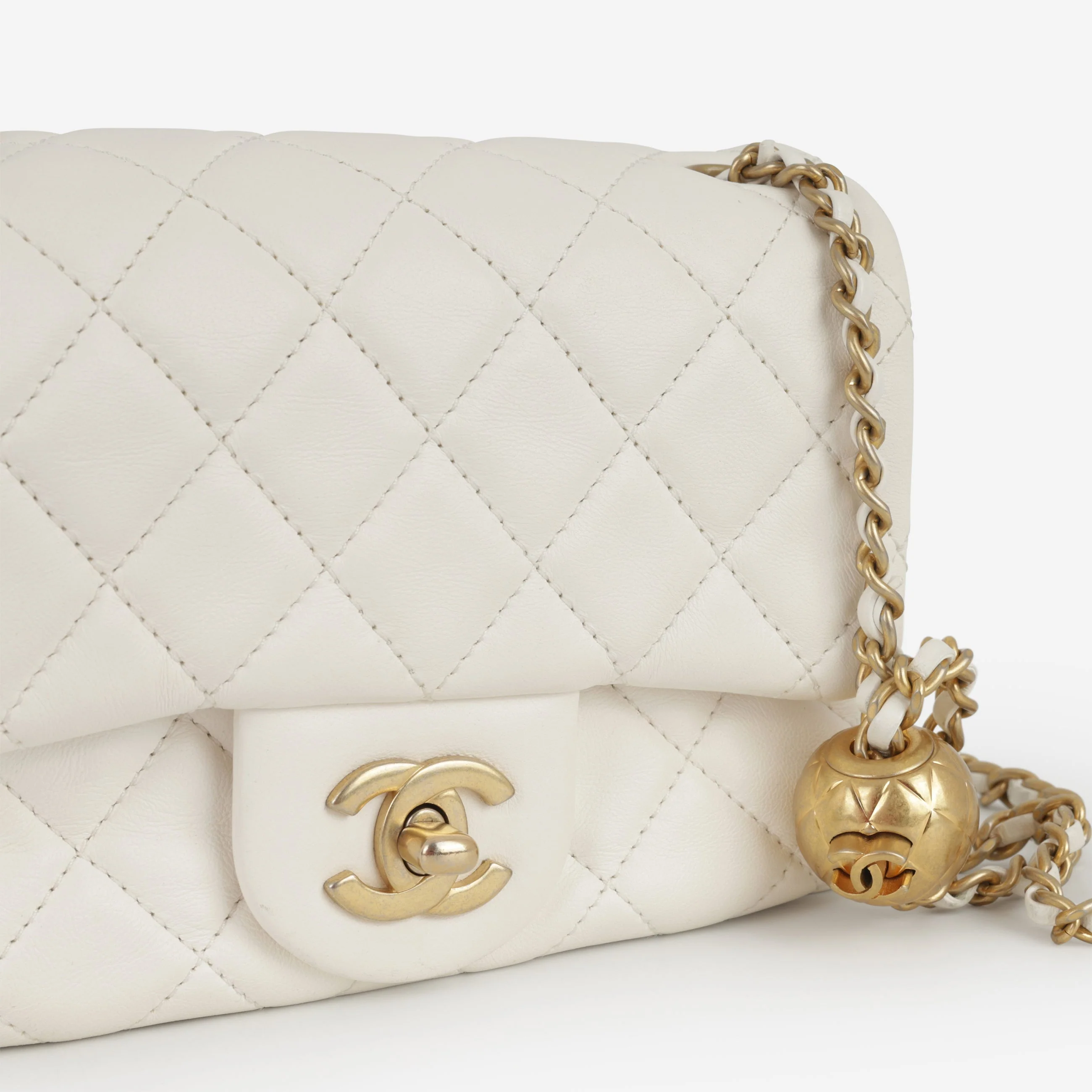 Chanel Mini Flap Square Pearl Crush - White Lambskin | Gold Hardware - Image 10