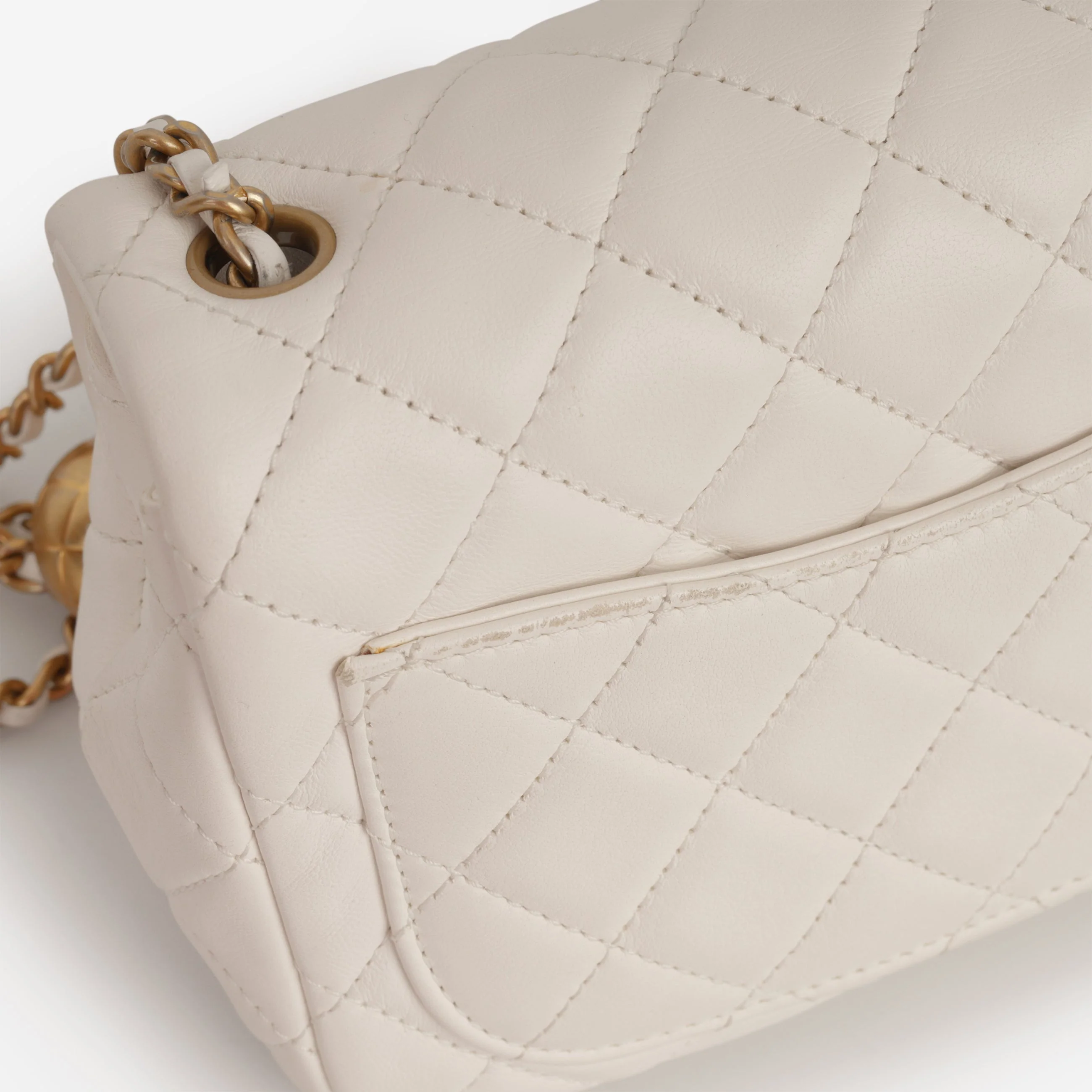 Chanel Mini Flap Square Pearl Crush - White Lambskin | Gold Hardware - Image 6