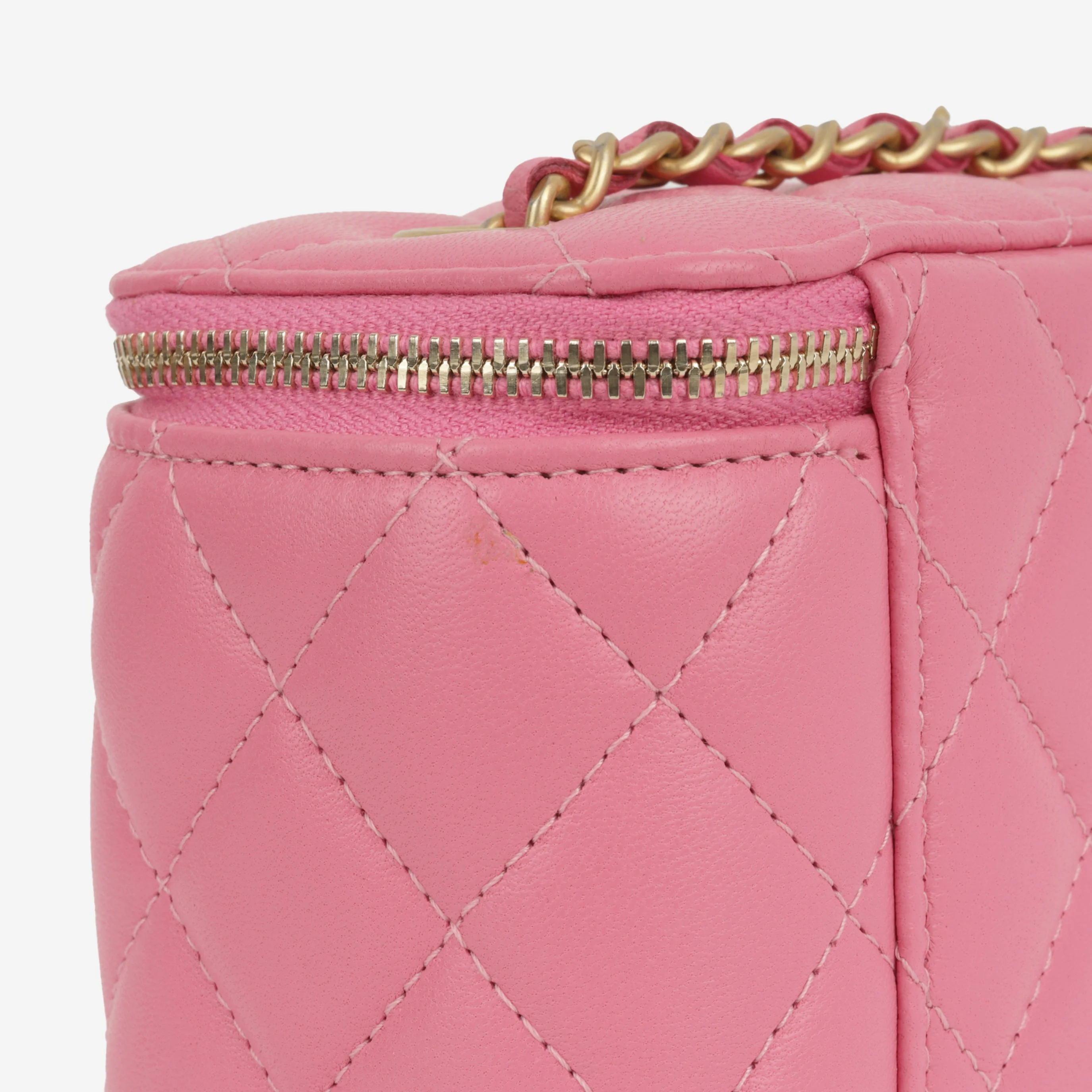 Chanel Mini Vanity Pearl Crush - Pink Lambskin | Gold Hardware - Image 4