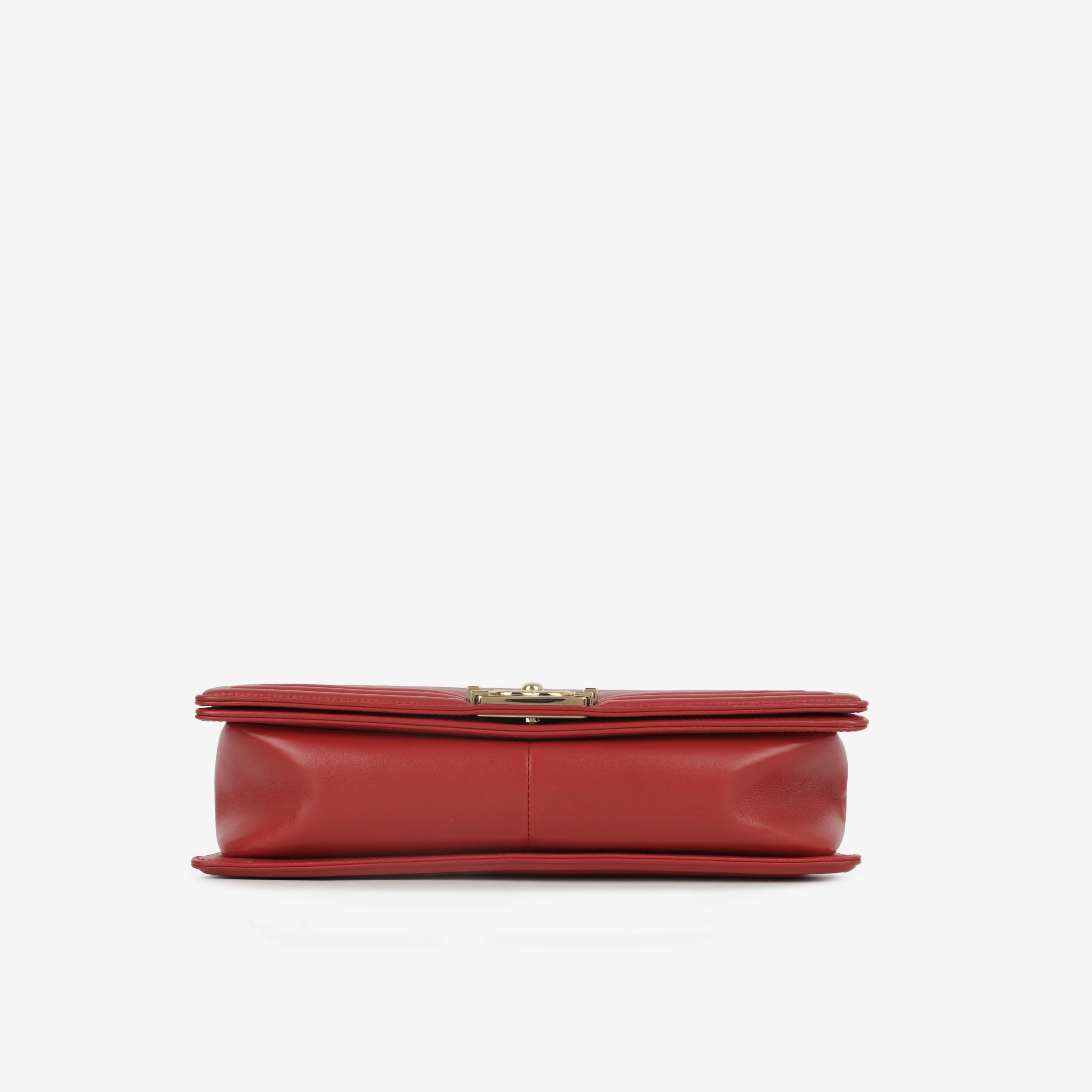 Chanel New Medium Boy Bag - Red Chevron Lambskin | Champagne Gold Hardware - Image 4