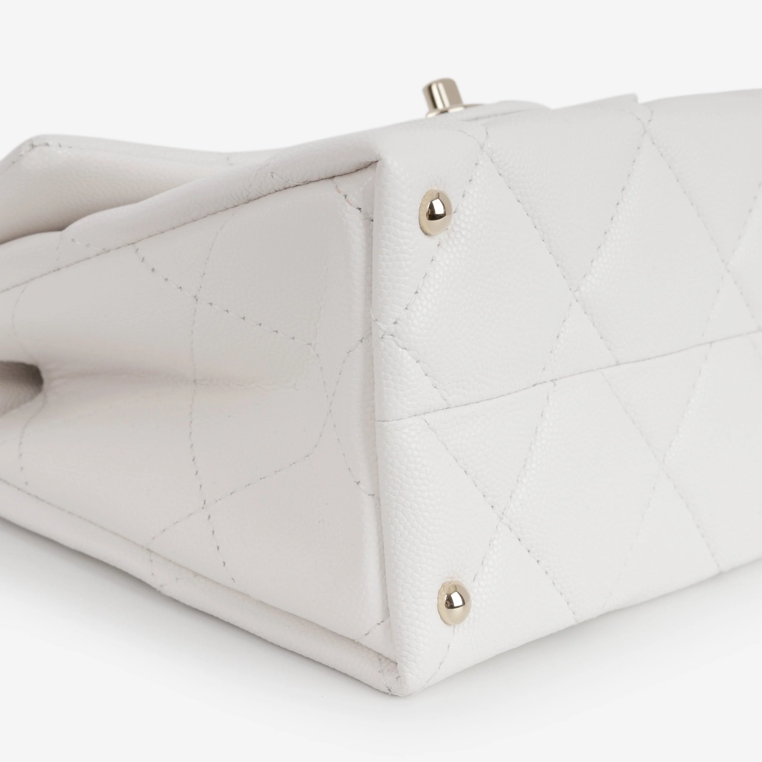 Chanel Retro Twist Top Handle Flap - White Caviar | Champagne Gold Hardware - Image 7