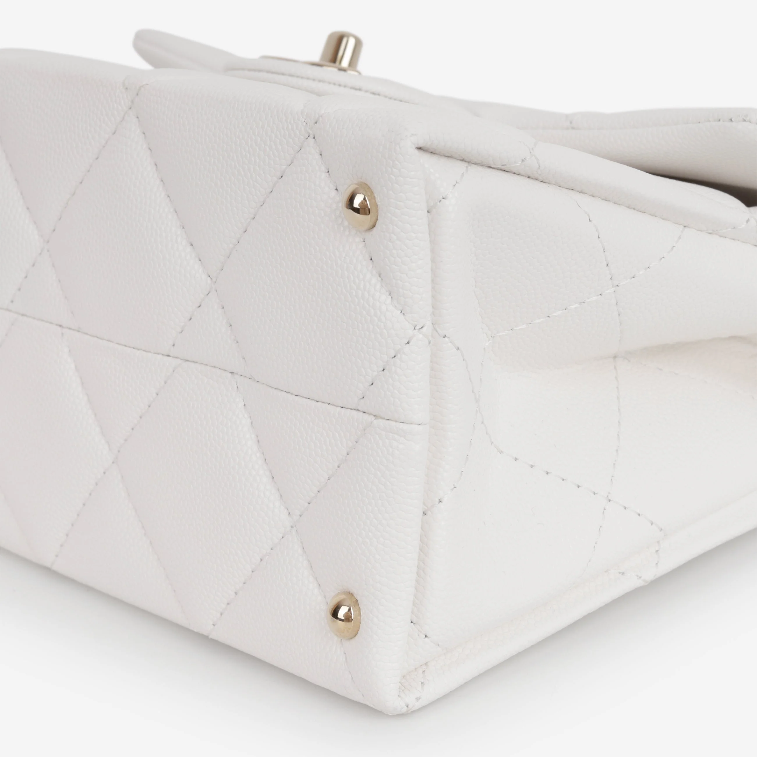 Chanel Retro Twist Top Handle Flap - White Caviar | Champagne Gold Hardware - Image 8