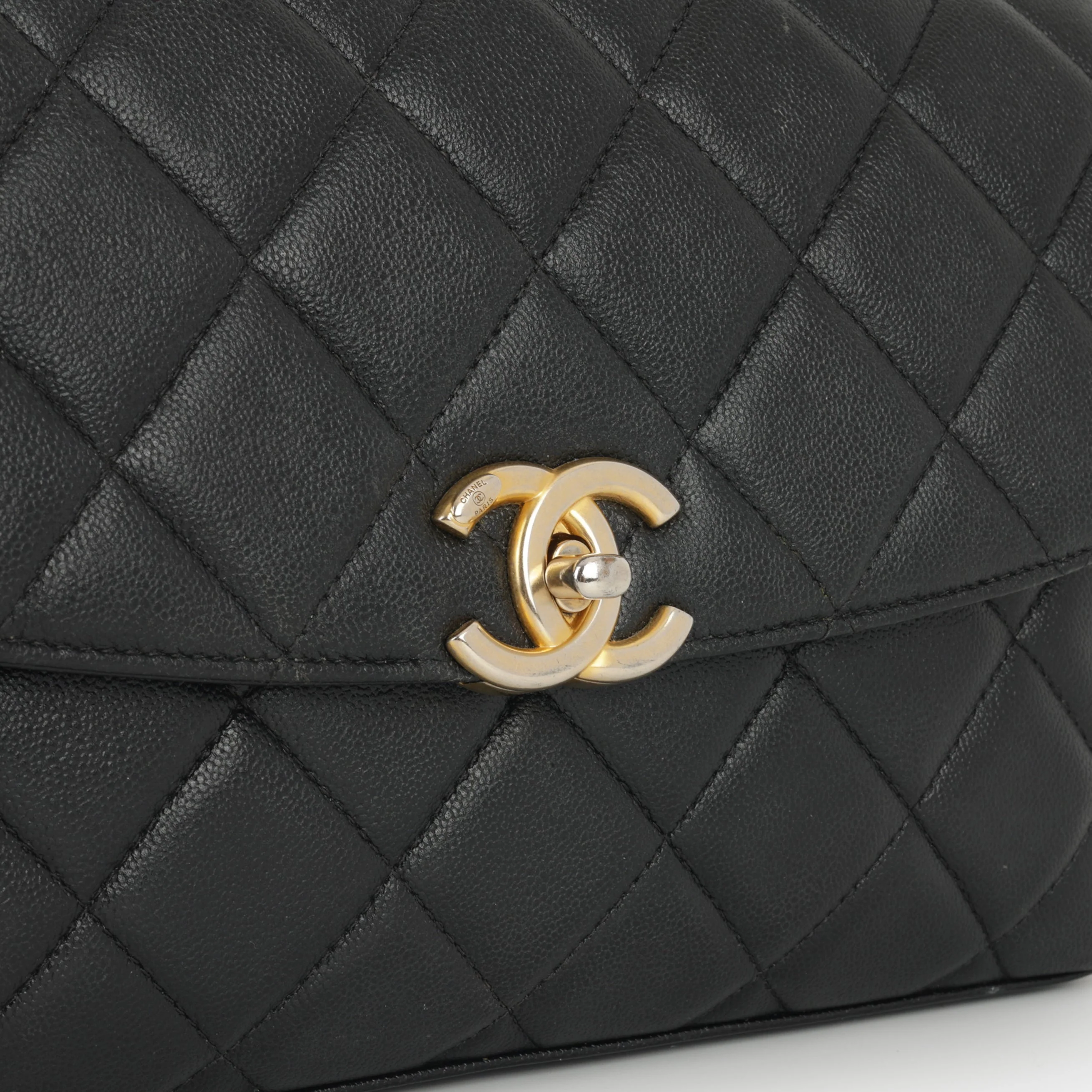 Chanel Seasonal 2023 Flap Bag - Black Caviar | Gold Hardware - Image 7