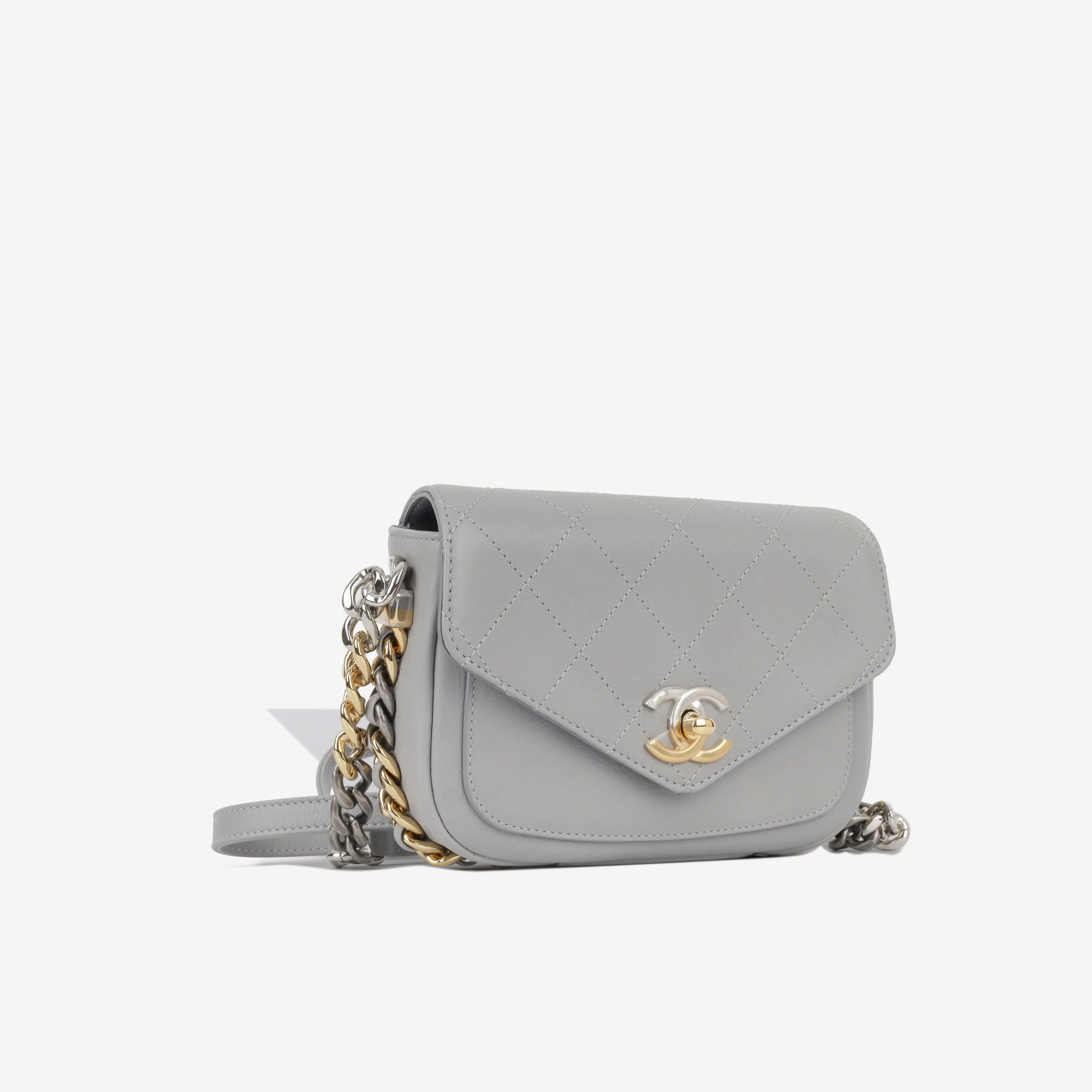 Chanel Seasonal Chain Flap Bag - Grey Calfskin | Gold & Silver Hardware - Image 2