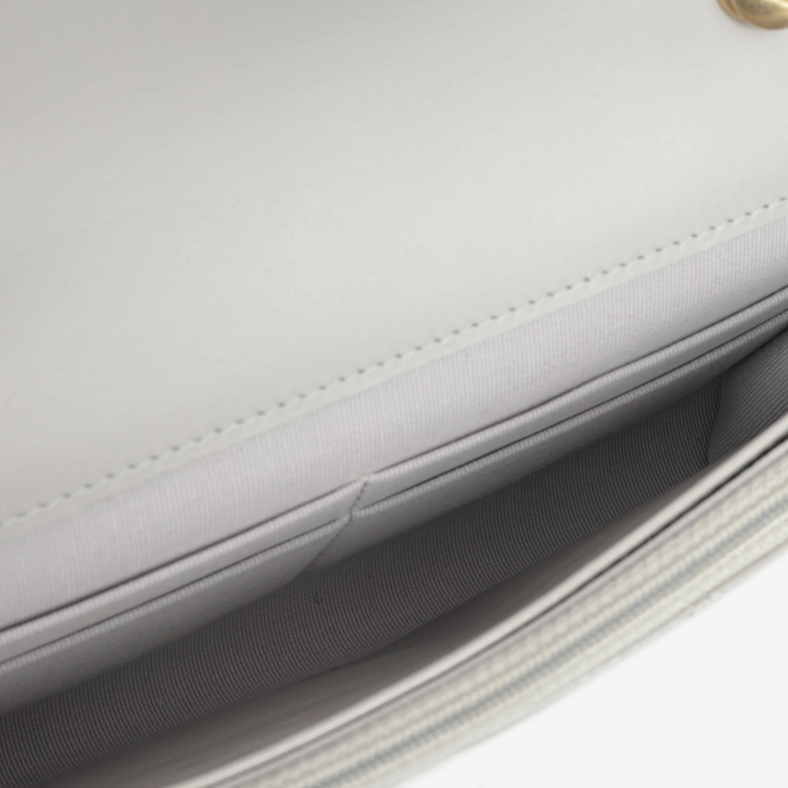 Chanel Seasonal Medallion WOC - Grey Patent | Gold Hardware - Image 5