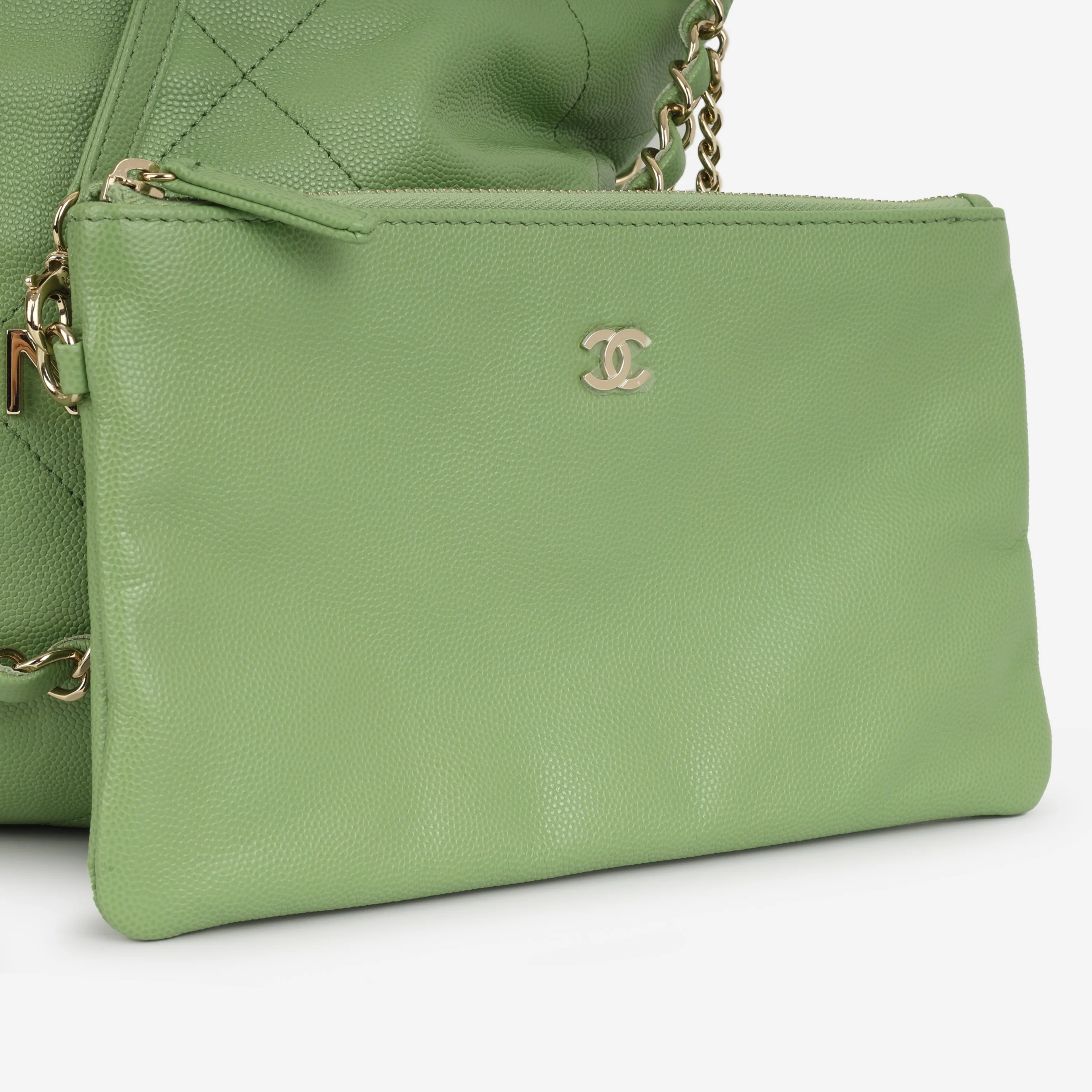 Chanel Small 22 Tote - Avocado Green | Champagne Gold Hardware - Image 6