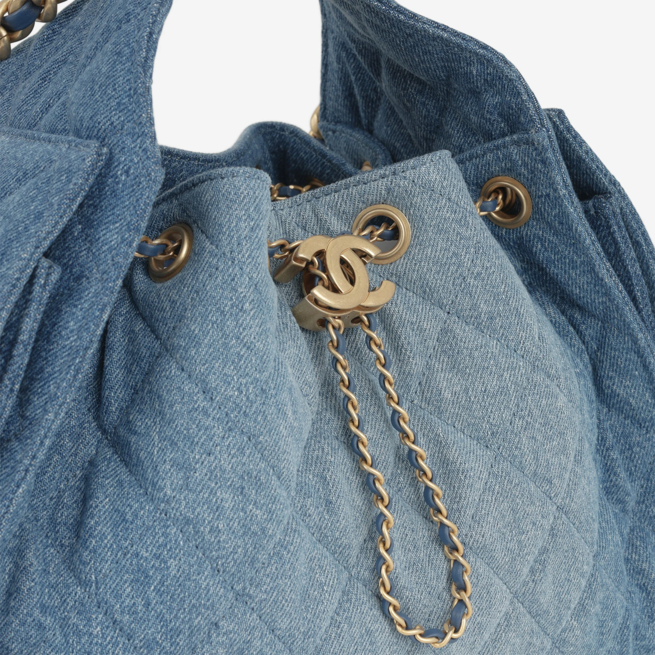 Chanel Small 25 Hobo - Blue Denim | Gold Hardware - Image 7