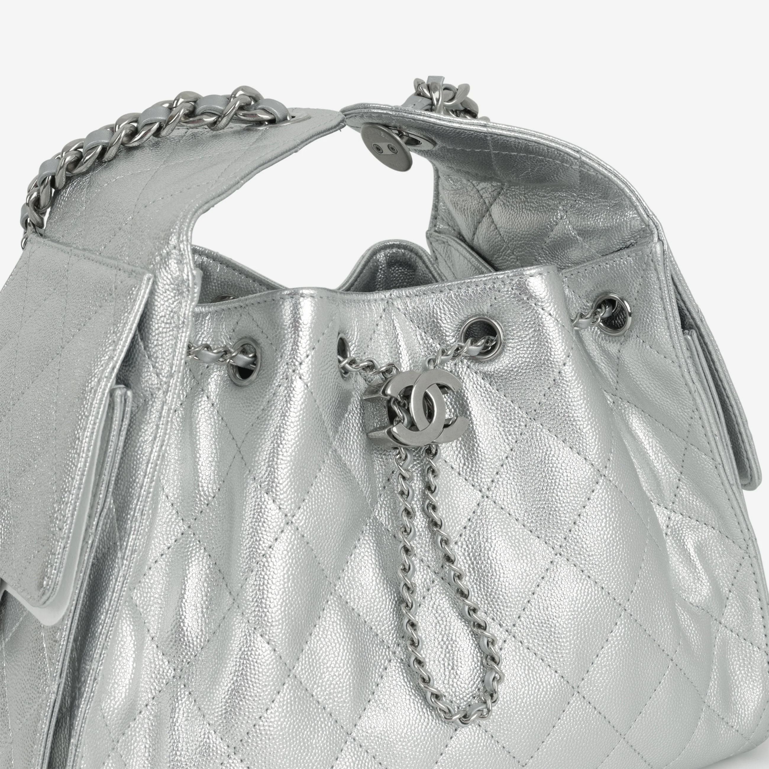 Chanel Small 25 Hobo - Metallic Silver Caviar | Silver Hardware - Image 7