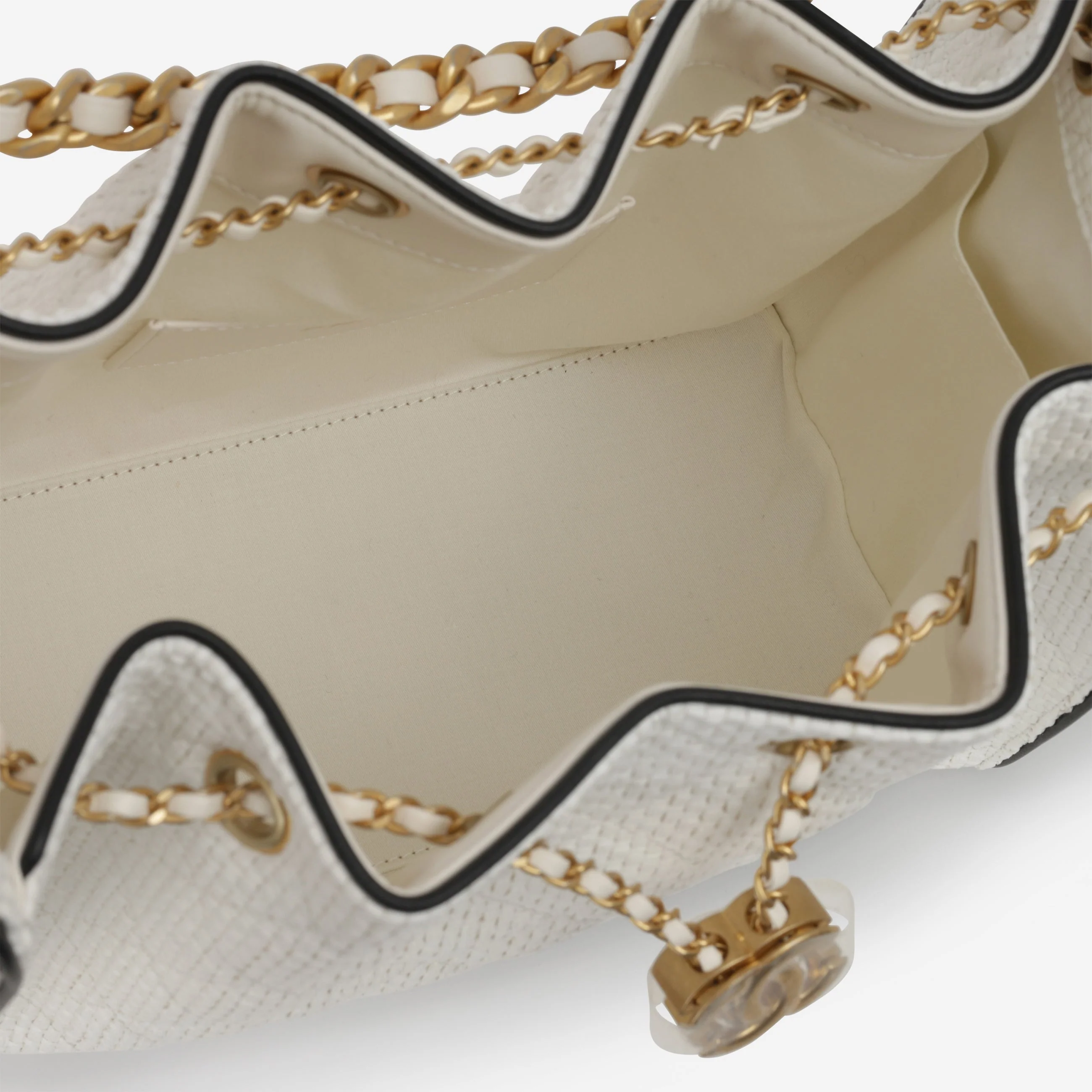 Chanel Small 25 Hobo - White Braided Raffia | Gold Hardware - Image 6