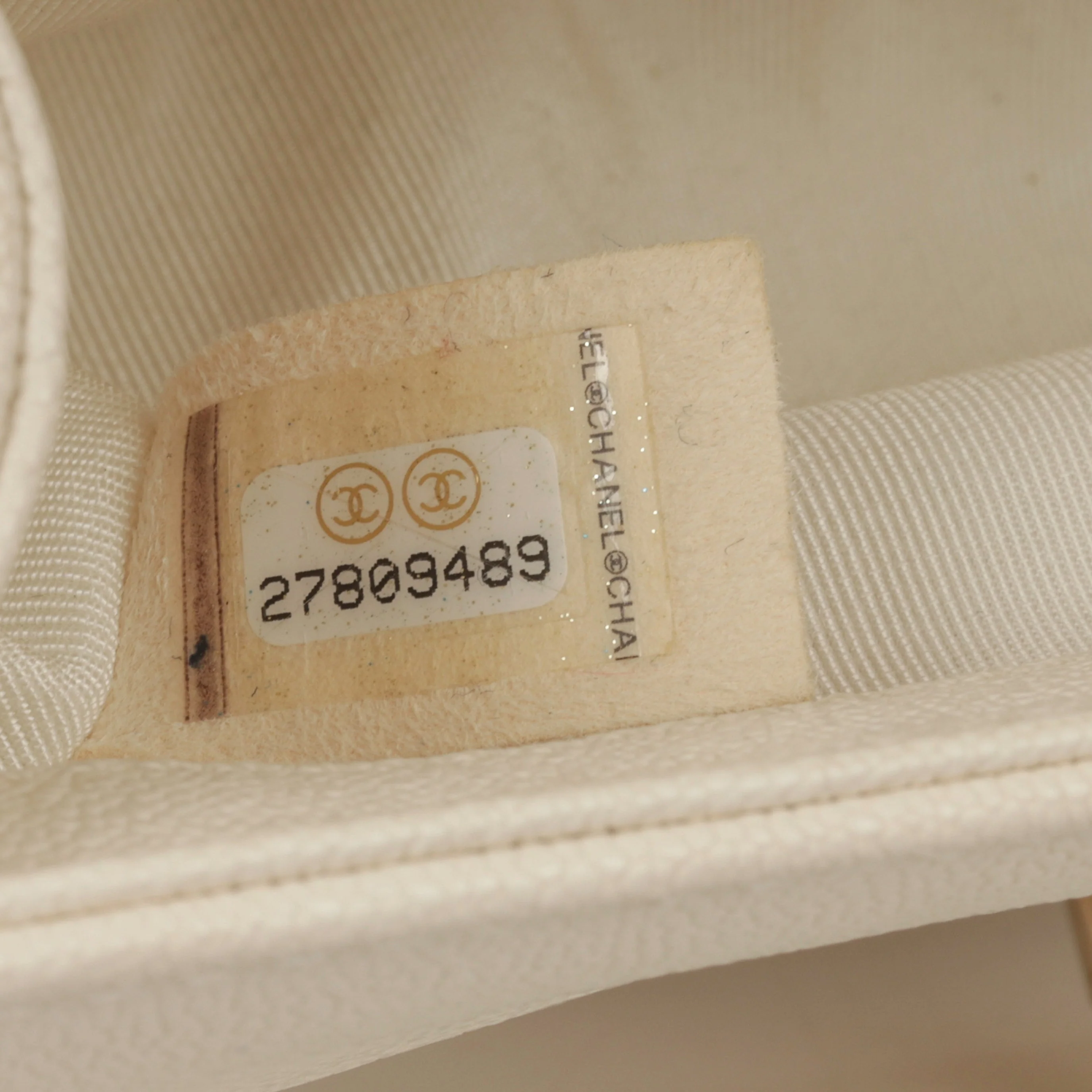 Chanel Small Boy Bag - Ivory Caviar | Champagne Gold Hardware - Image 10