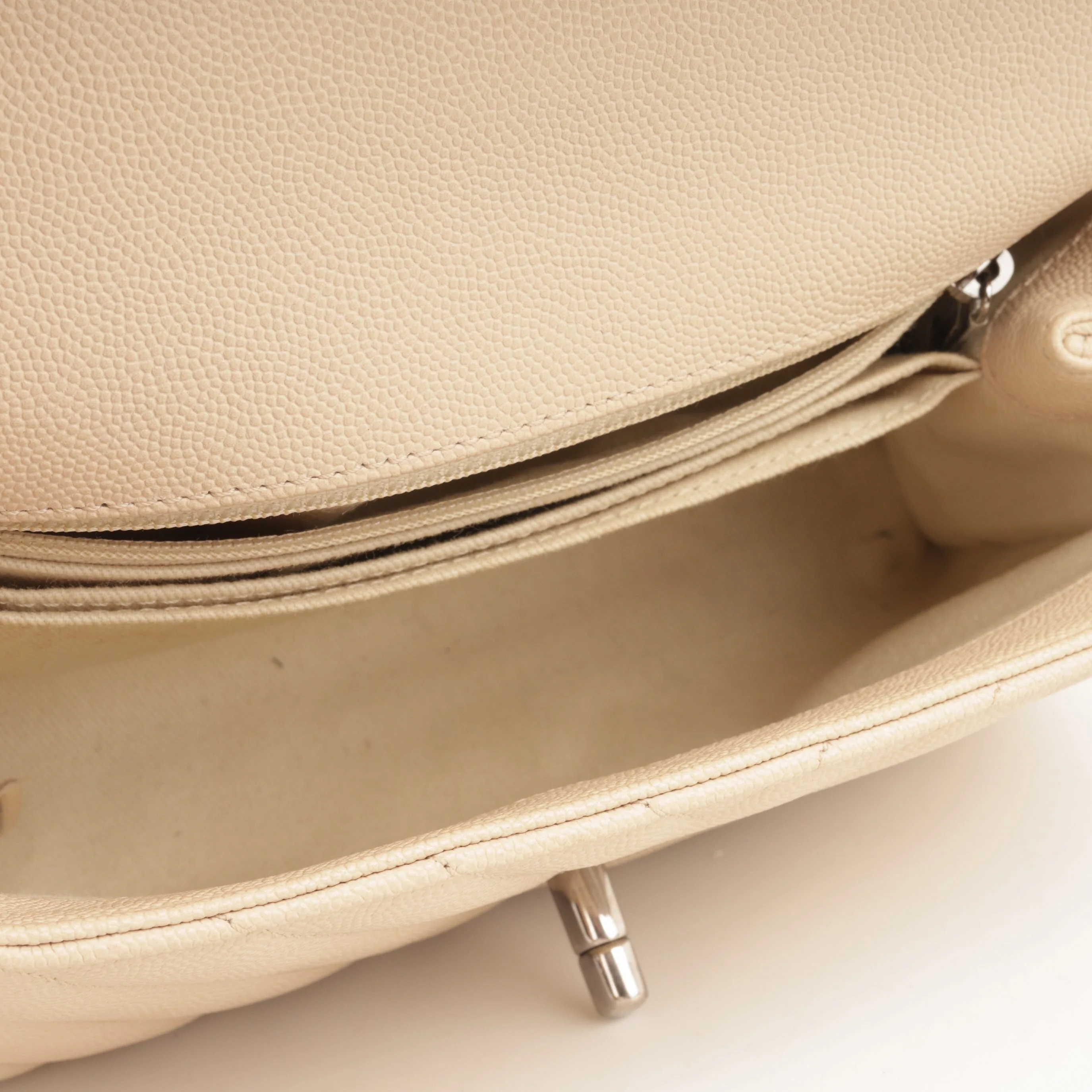 Chanel Small Coco Handle - Beige Chevron Caviar | Ruthenium Hardware - Image 4