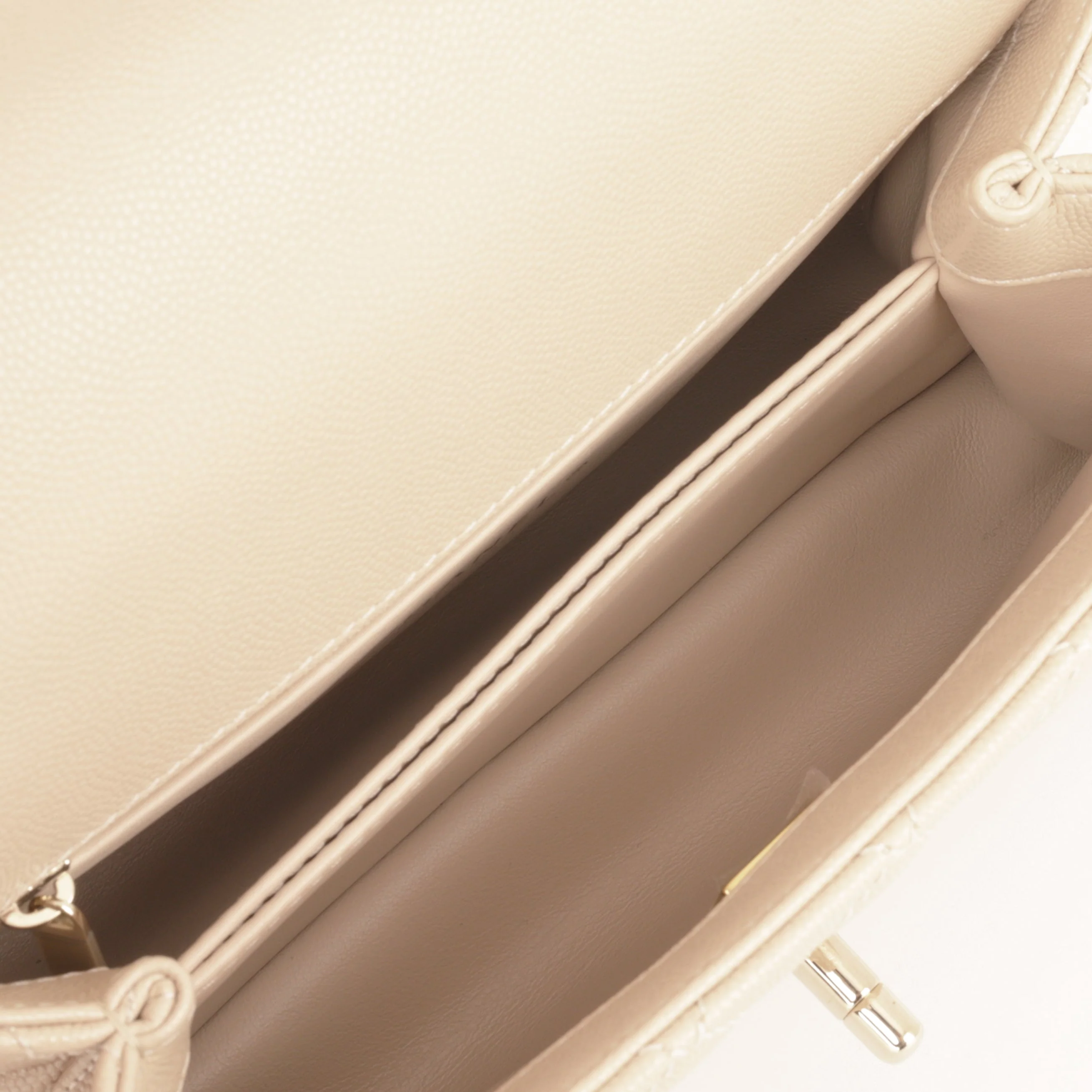 Chanel Small Coco Handle - Ecru Caviar | Champagne Gold Hardware - Image 5