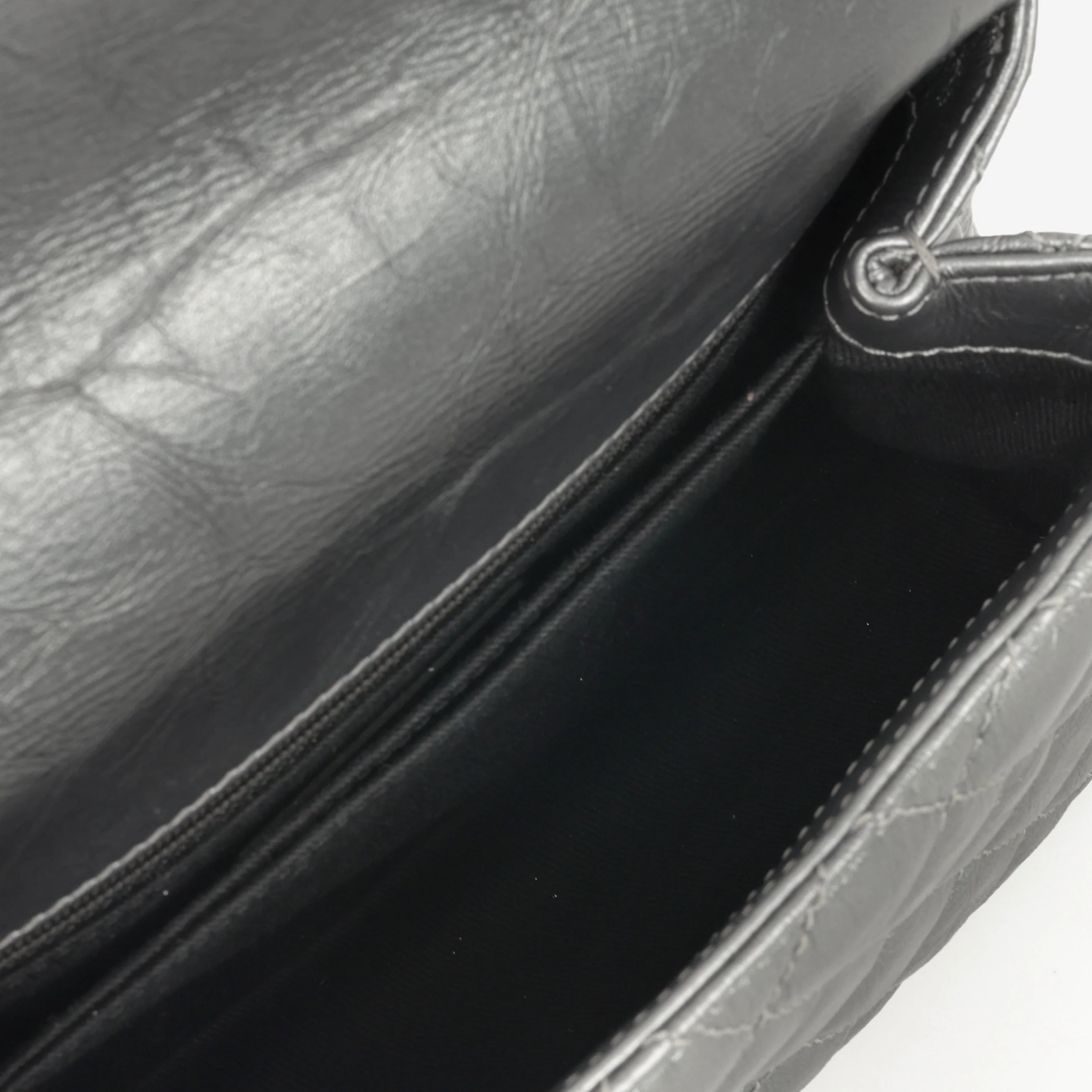 Chanel Small Coco Handle - Graphite Metallic Calfskin | Black Hardware - Image 5