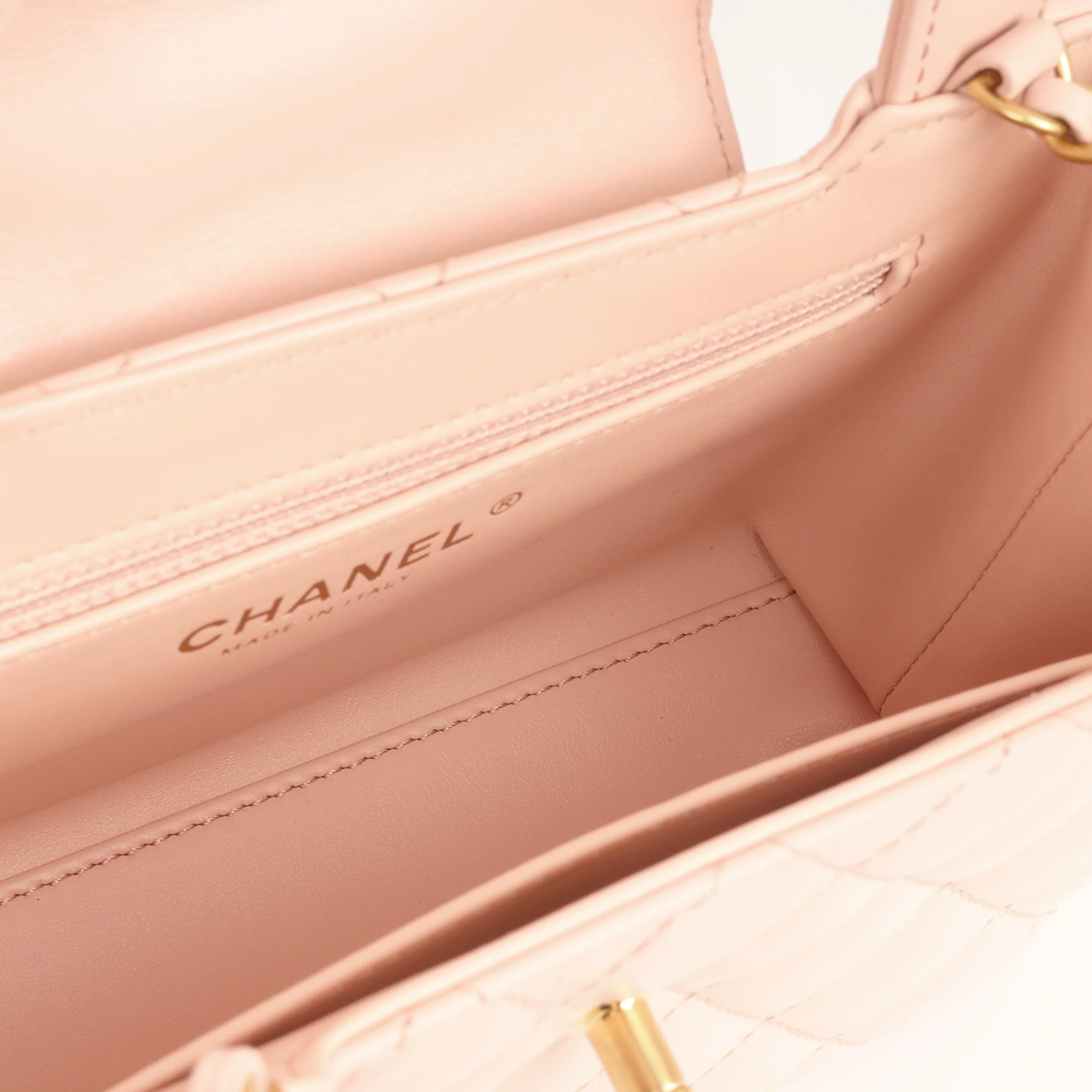 Chanel Small Kelly Re-Edition - Light Pink Calfskin | Gold Hardware - Image 4