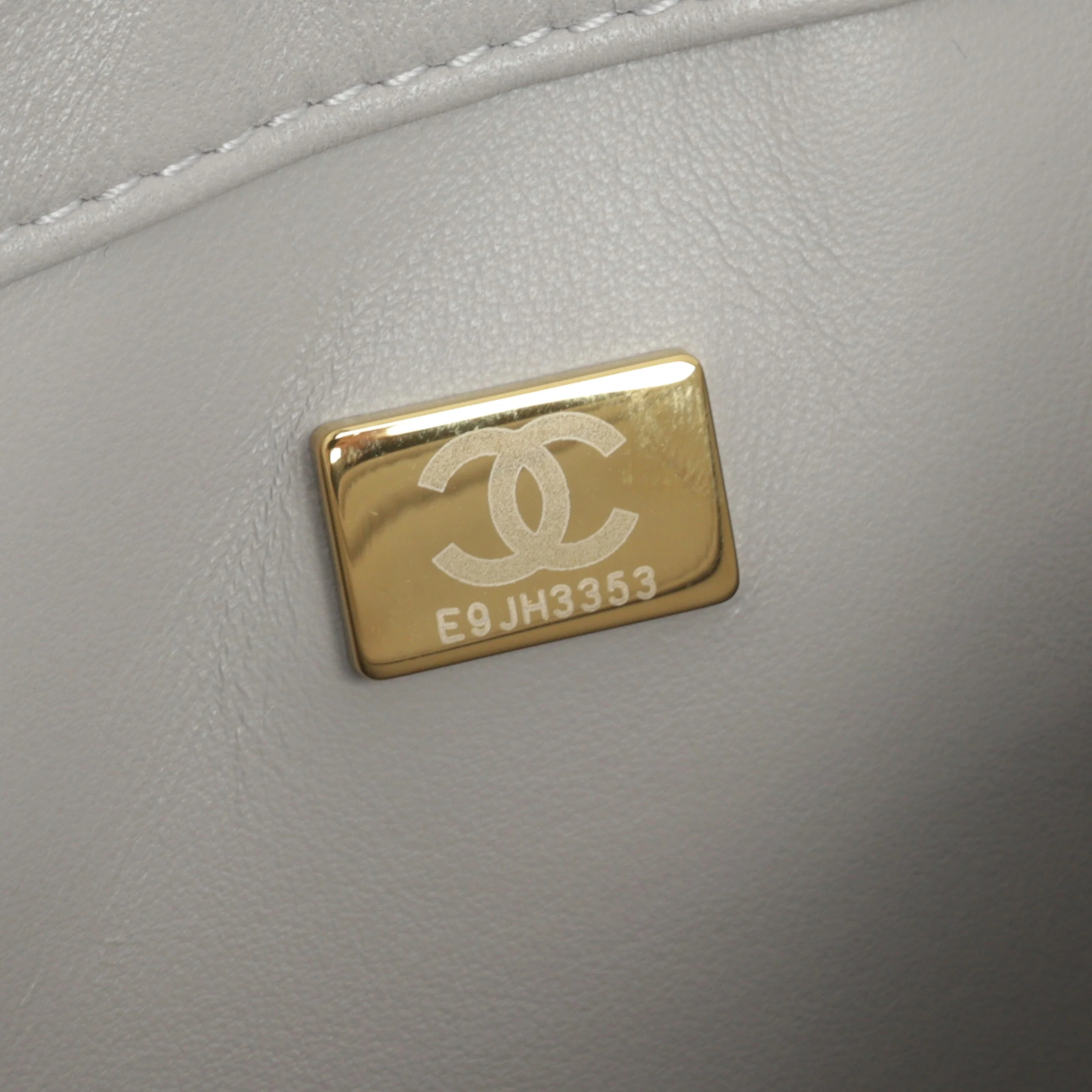 Chanel Small Trendy CC Flap Bag - Light Grey Lambskin | Champagne Gold Hardware - Image 7