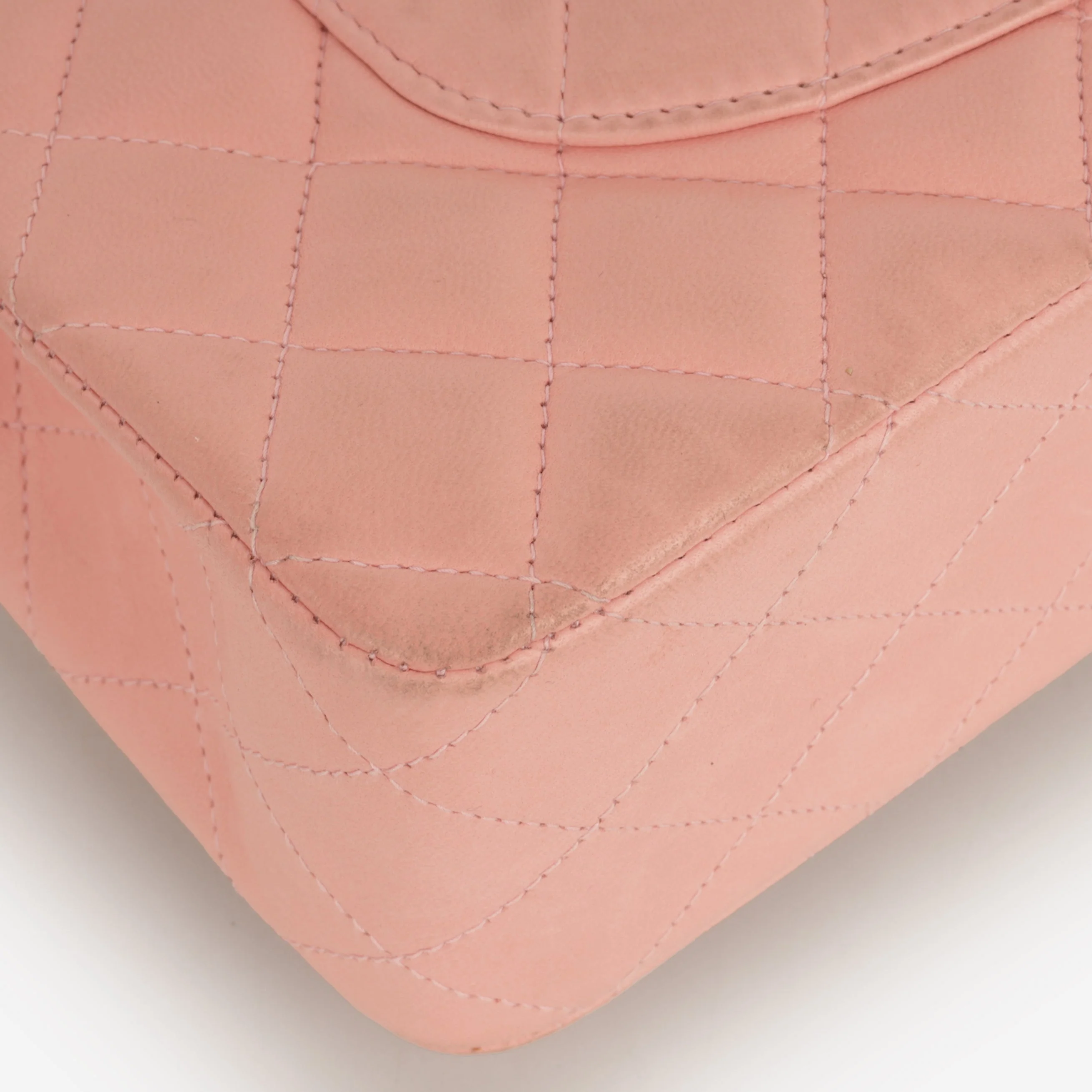 Chanel Vintage Medium Classic Flap - Pink Lambskin | Gold Hardware - Image 4