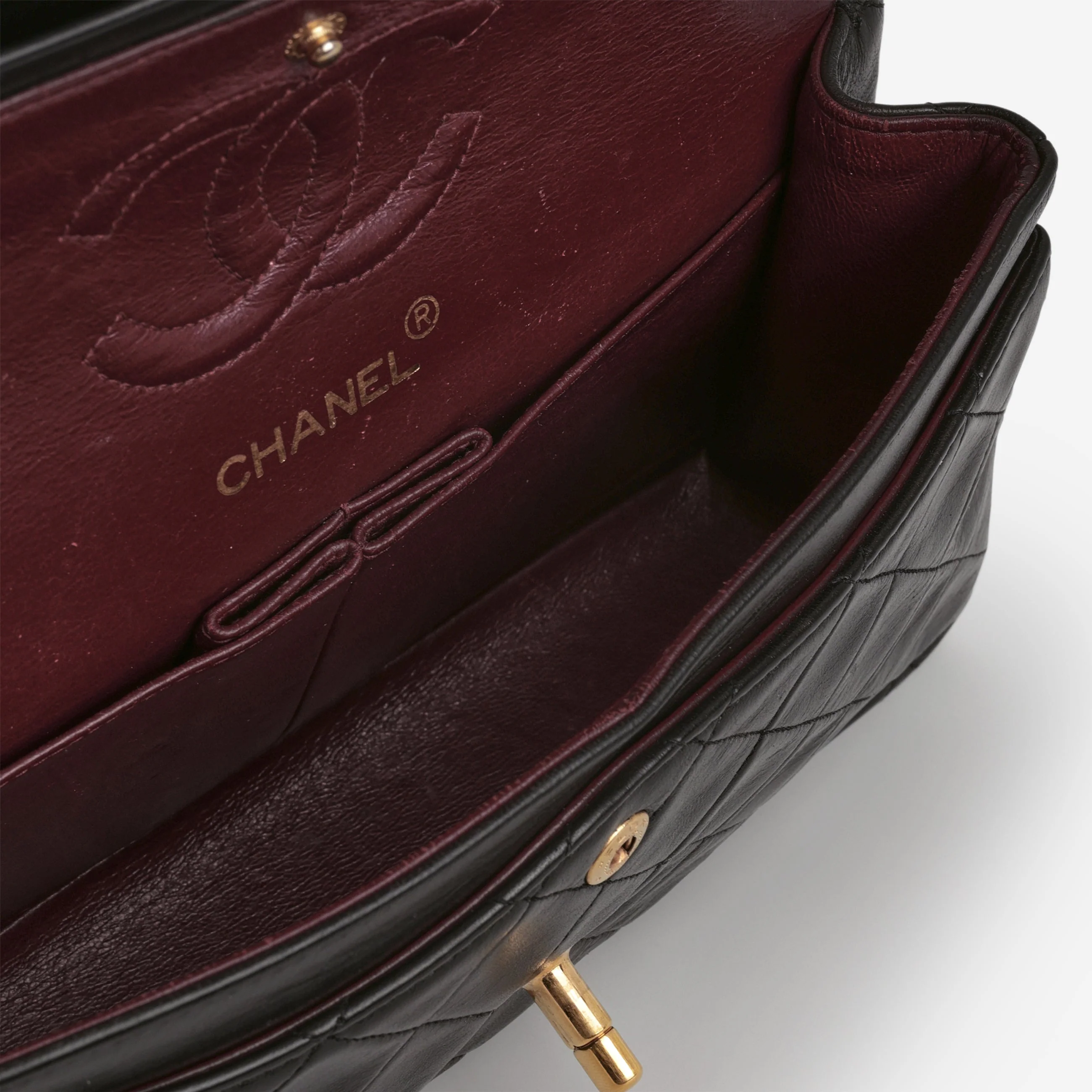 Chanel Vintage Small Classic Flap - Black Lambskin | Gold Hardware - Image 6