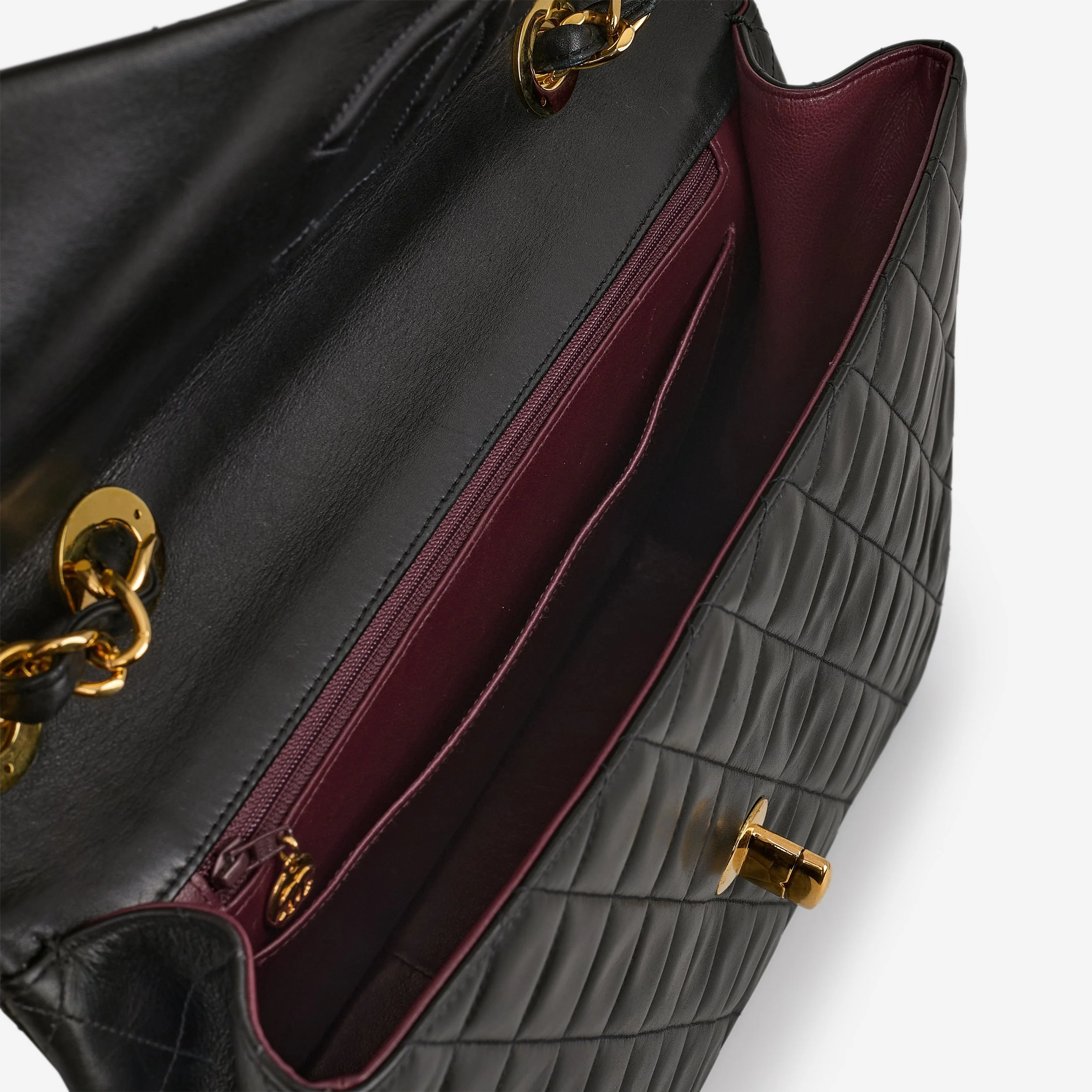 Chanel Vintage XL Single Flap - Black Lambskin | Gold Hardware - Image 6