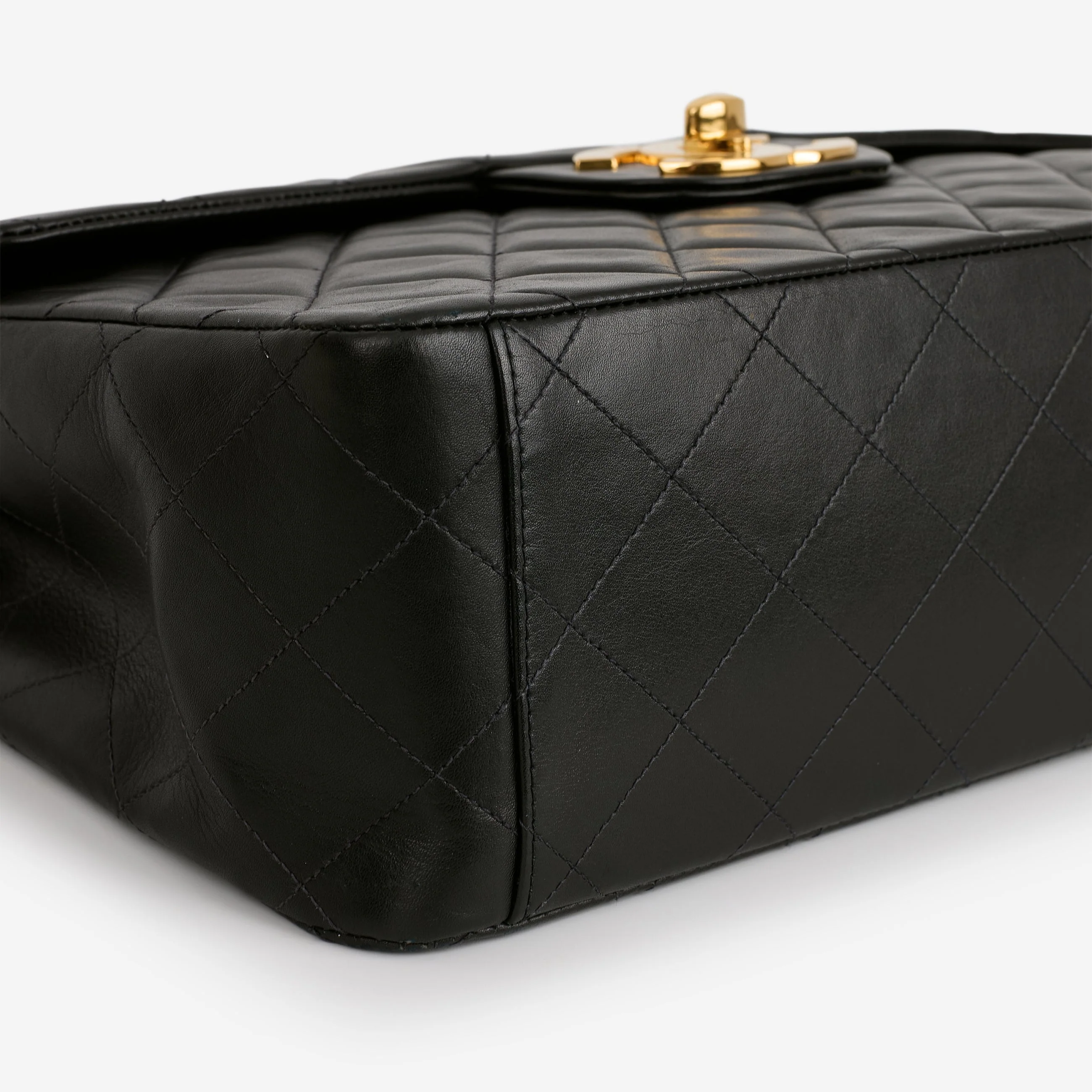 Chanel Vintage XL Single Flap - Black Lambskin | Gold Hardware - Image 7