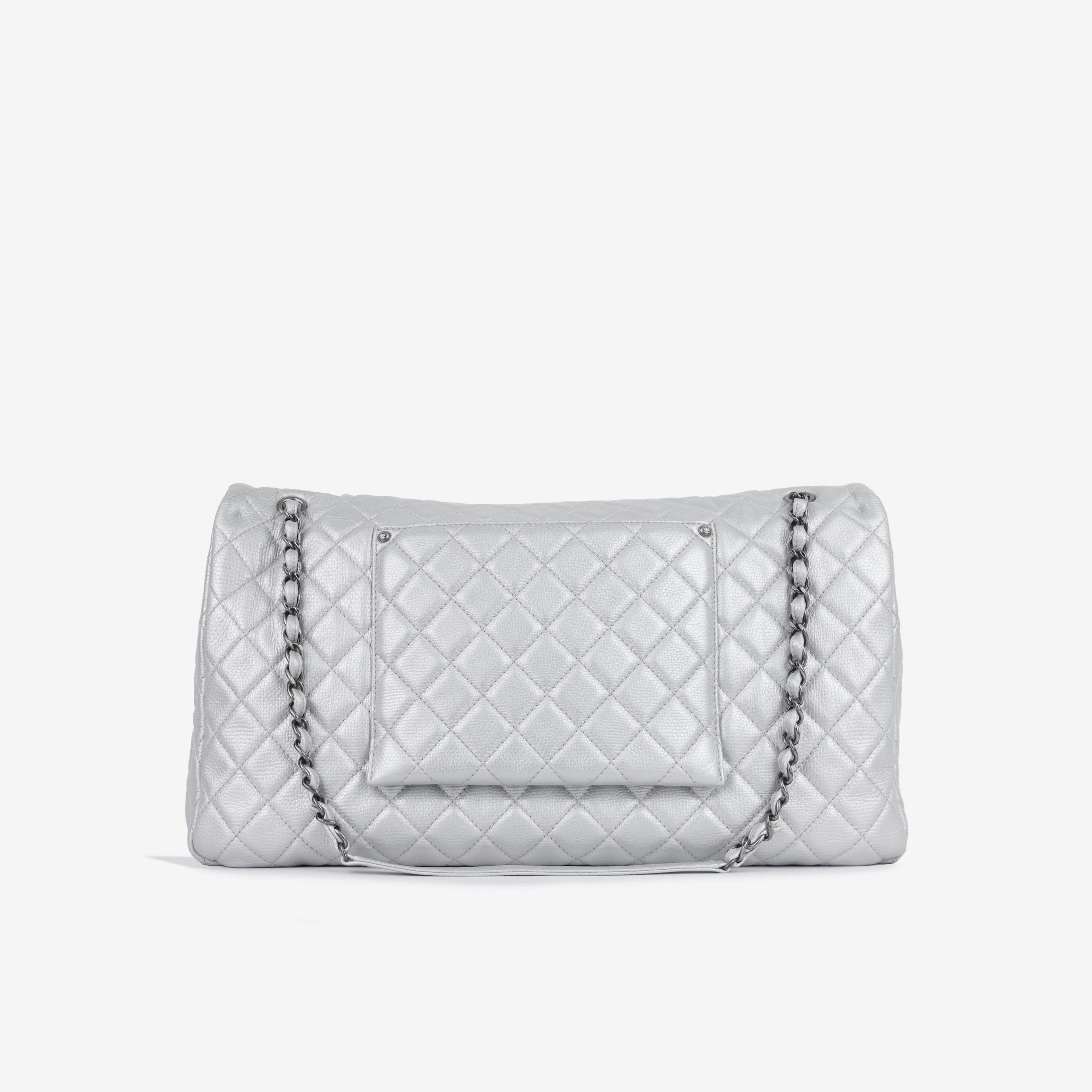 Chanel XXL Airline Flap - Silver Calfskin | Ruthenium Hardware - Image 6