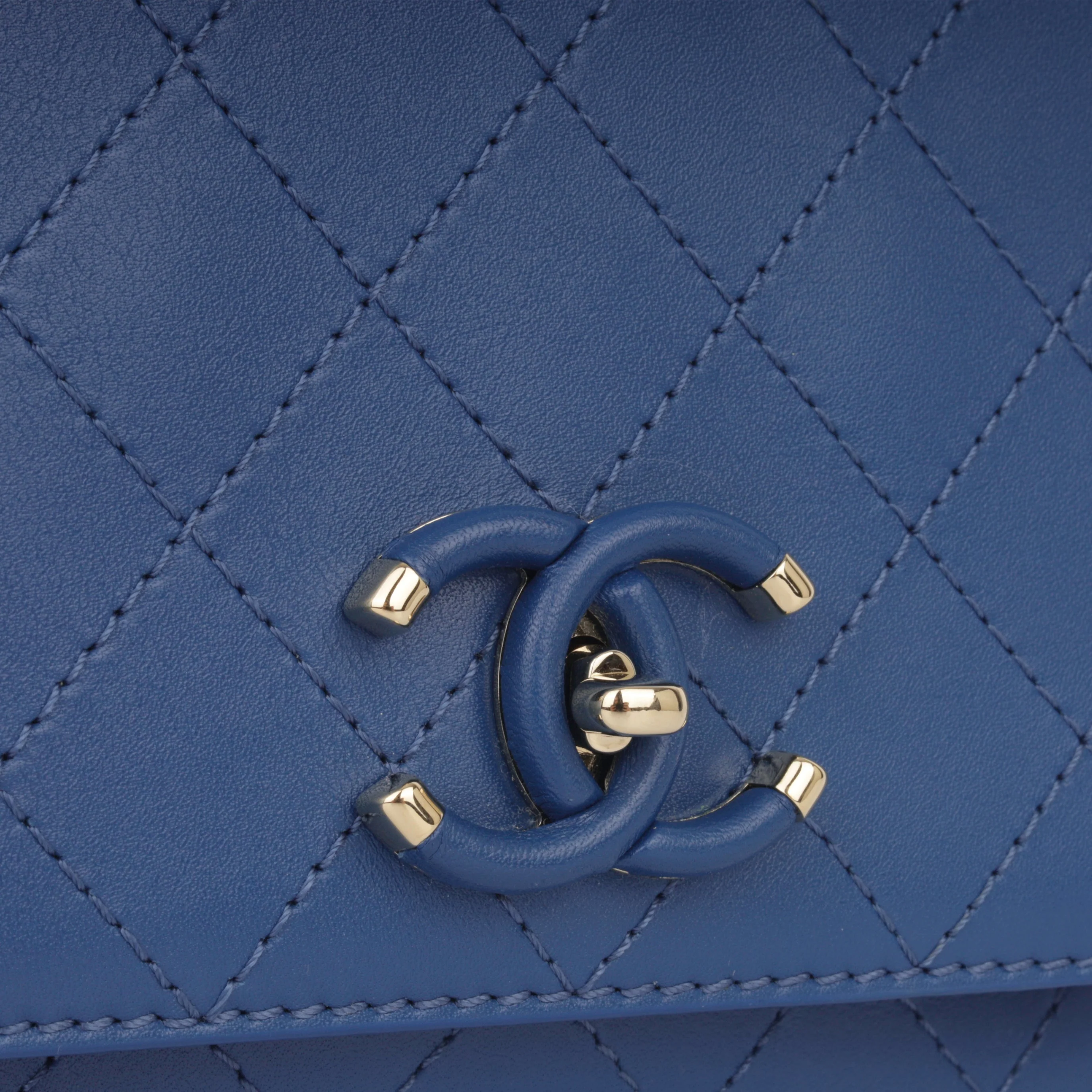 Chanel Frame in Flap - Image 6