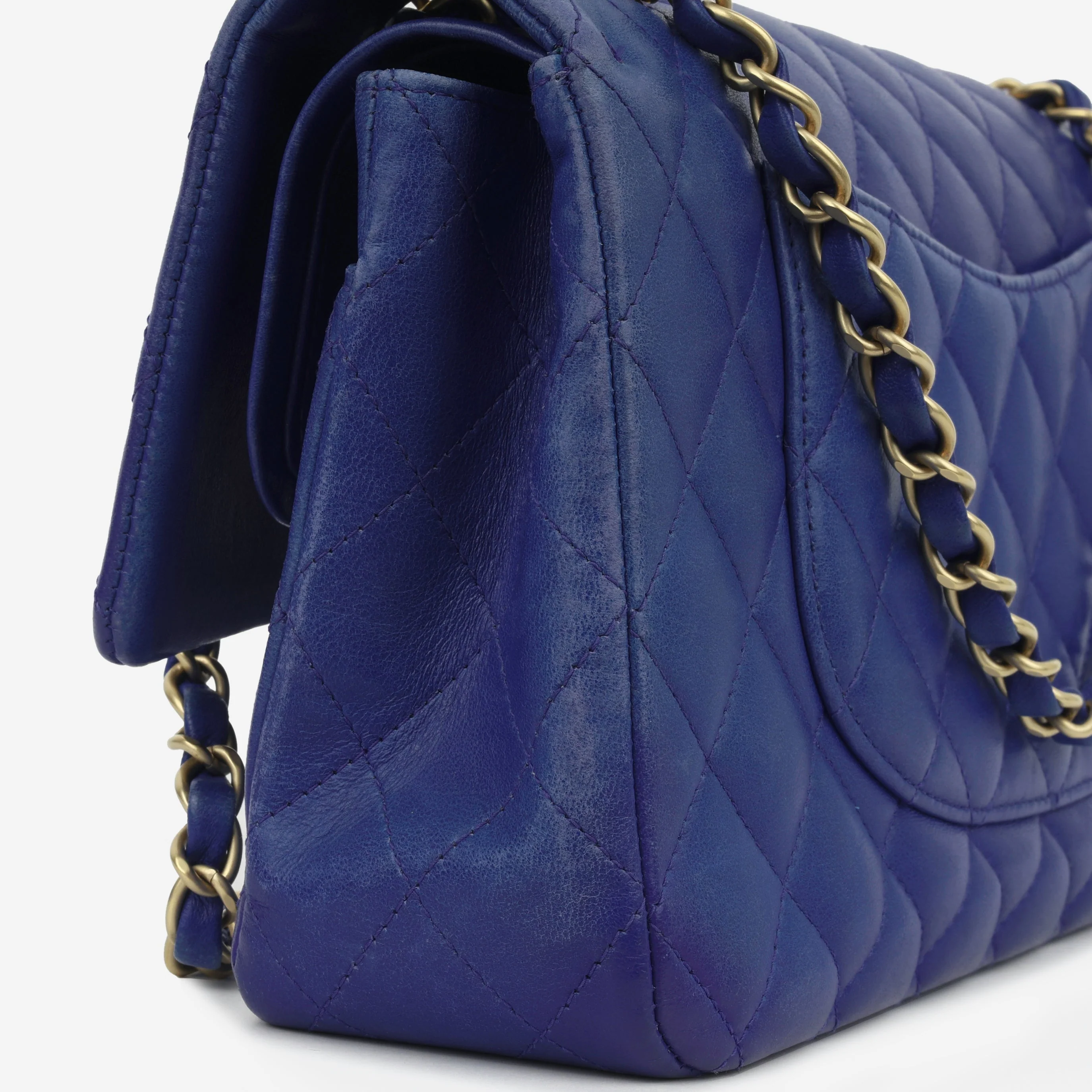 Chanel Medium Classic Flap - Image 3