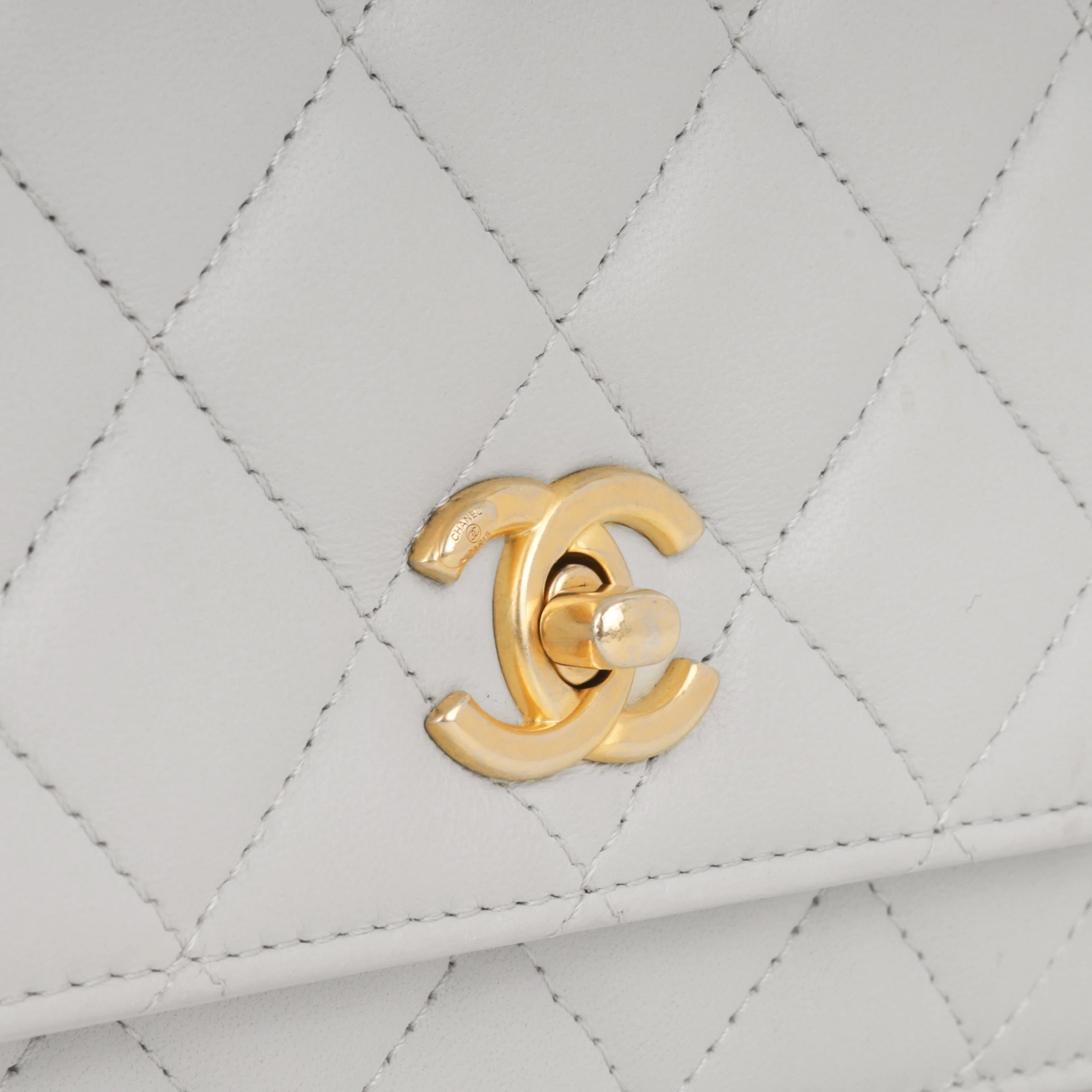 Chanel Pearl Crush Wallet On Chain - Grey Lambskin | Gold Hardware - Image 10