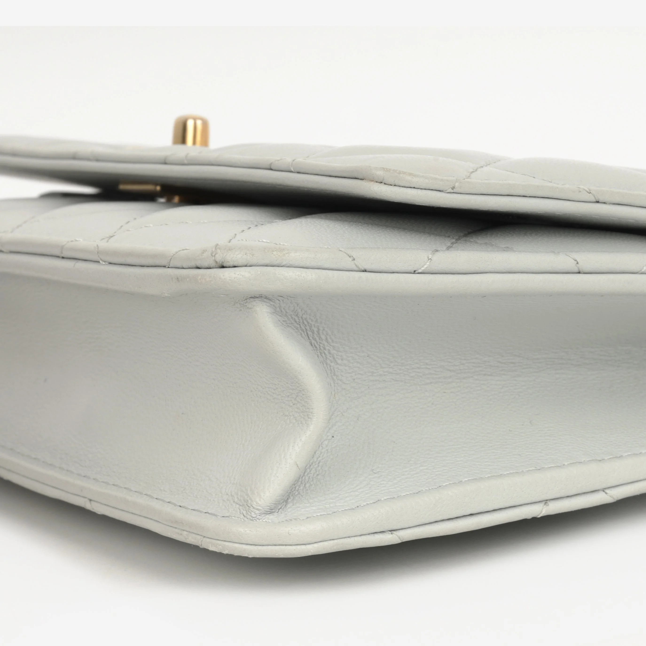 Chanel Pearl Crush Wallet On Chain - Grey Lambskin | Gold Hardware - Image 8