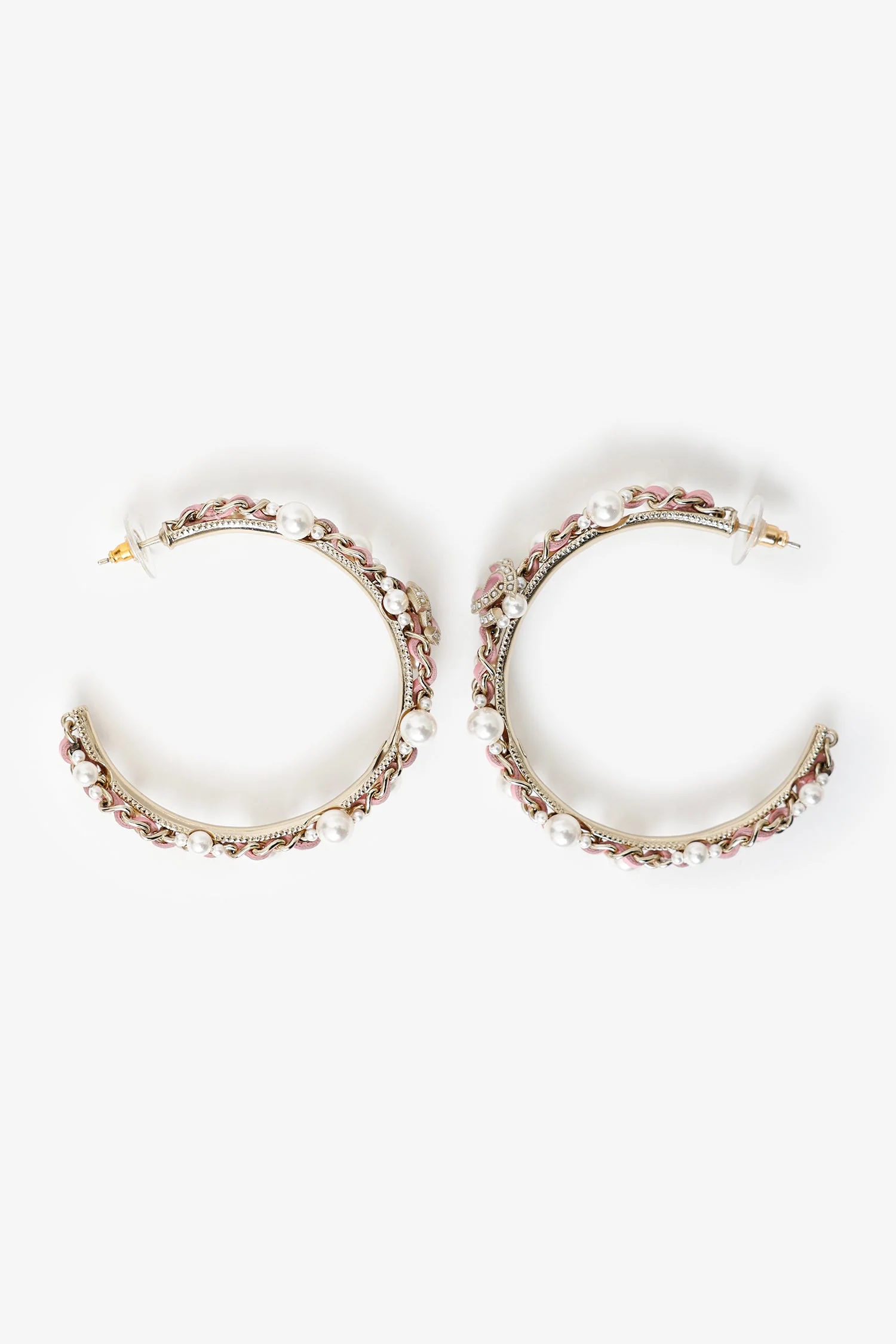Chanel Silver Tone Pink Leather Chain CC Pearl Hoop Earrings - Image 4