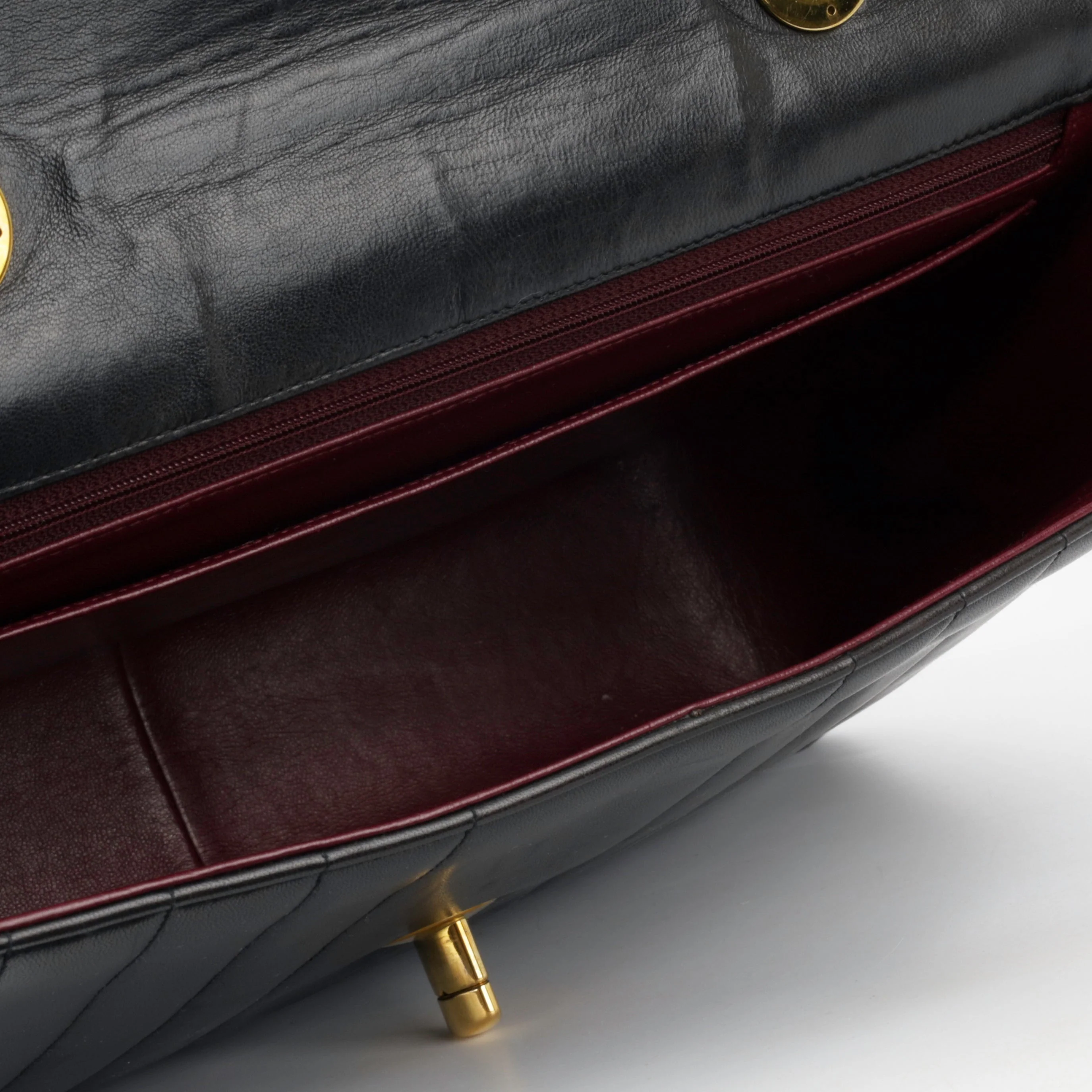 Chanel Vintage Chanel Mademoiselle Flap Bag - Black Vertical Lambskin | Gold Hardware - Image 6