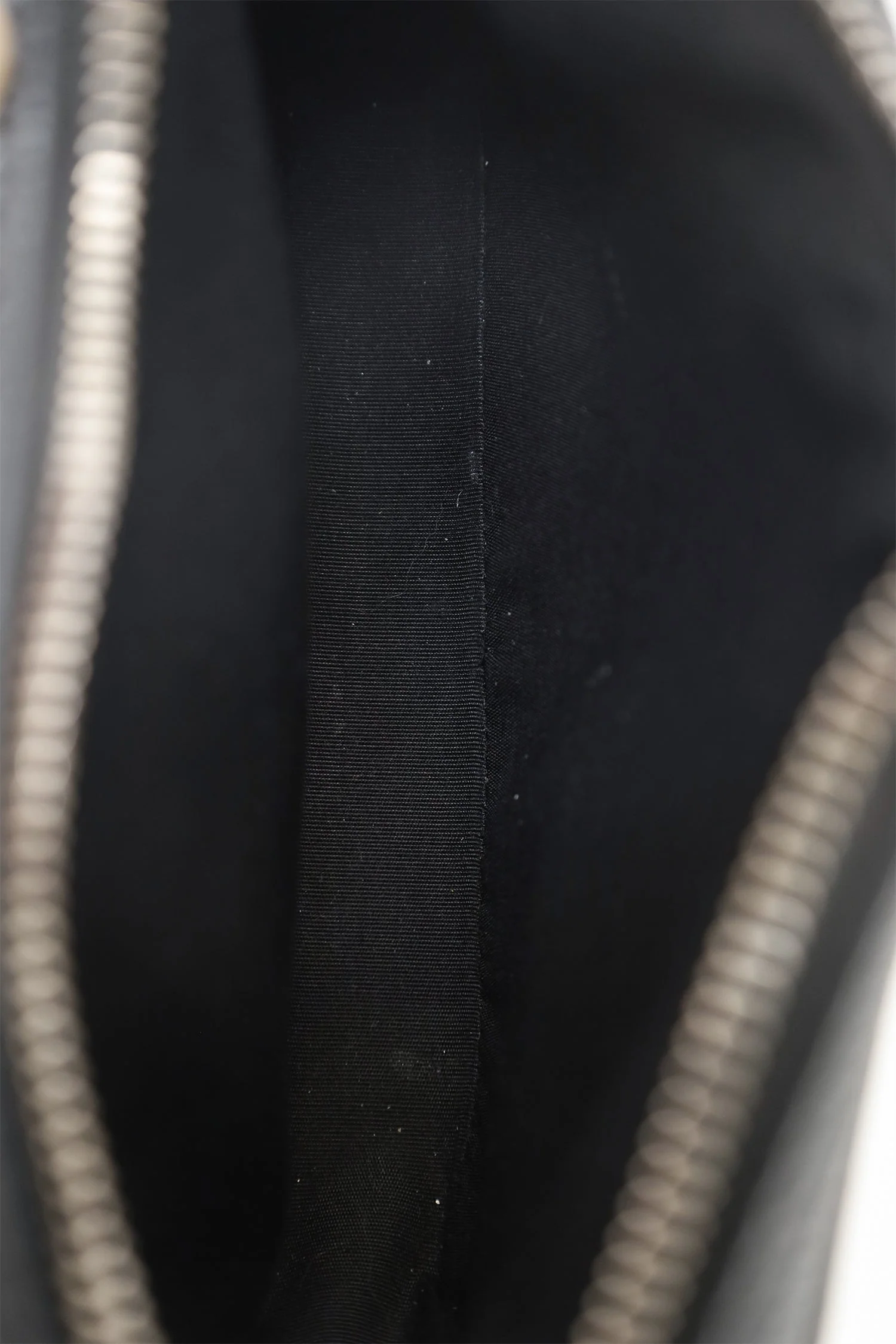 Christian Dior 2019 Black Grained Calfskin Double Zip Crossbody - Image 8