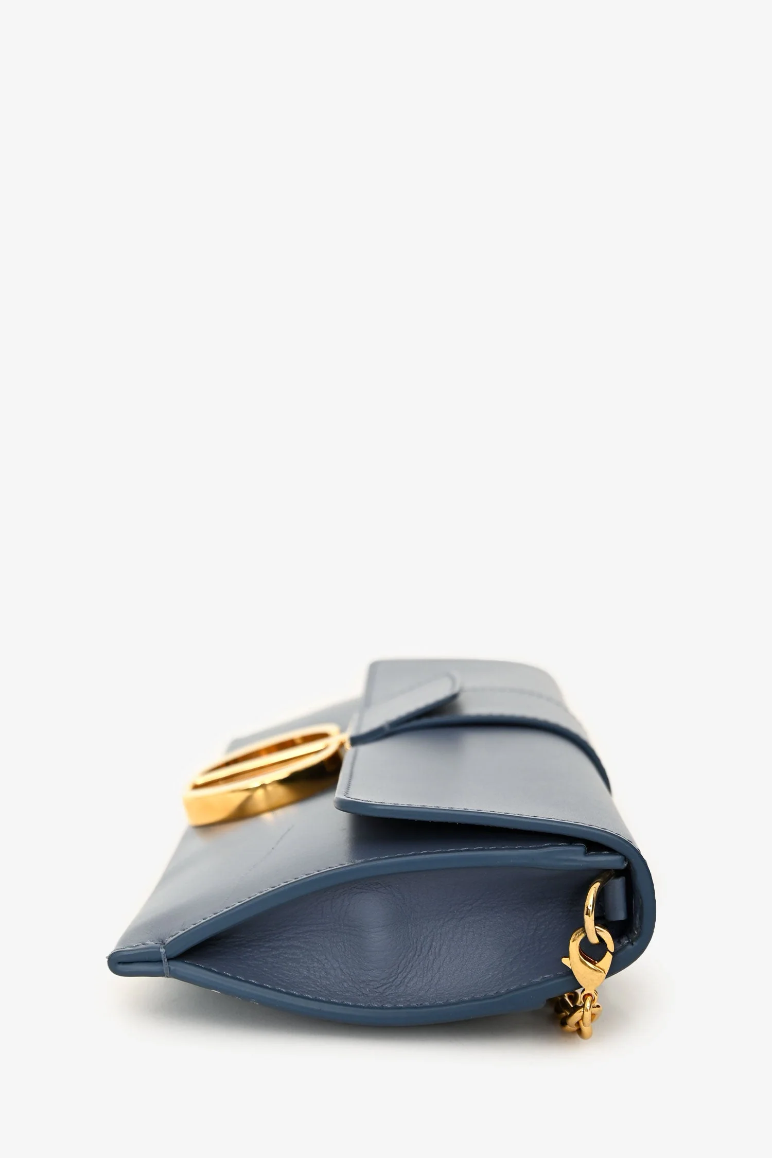 Christian Dior 2019 Blue Leather 30 Montaigne Chain Clutch - Image 4