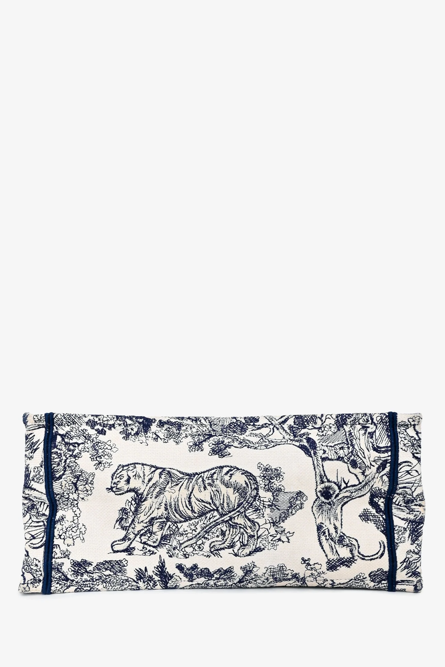 Christian Dior 2021 Navy/White Toile de Jouy Embroidered Medium Book Tote - Image 5
