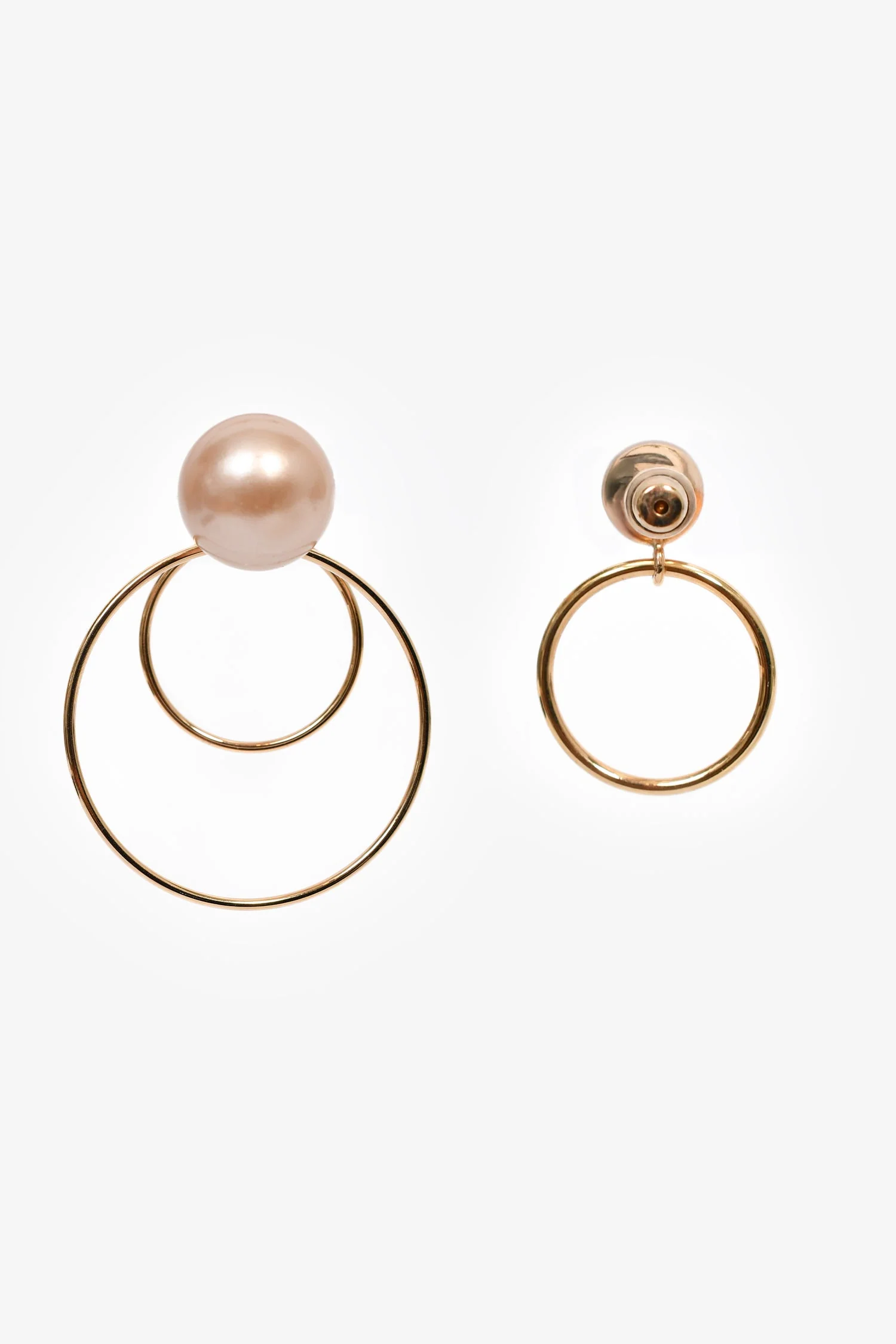 Christian Dior Gold Toned Pink Faux Pearl 'Mise En Dior' Tribales Hoop Earrings - Image 2