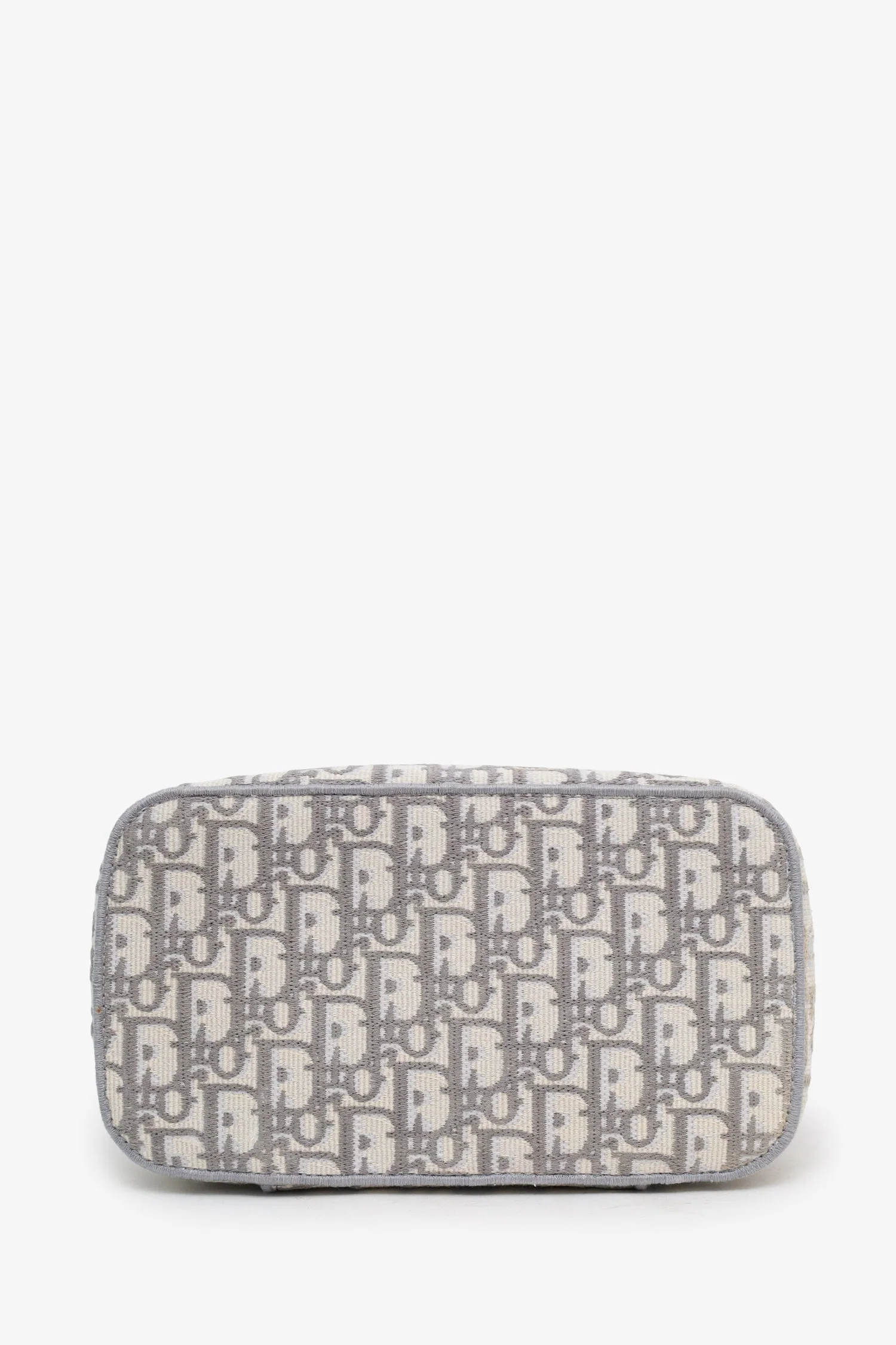Christian Dior Grey Oblique Monogram Dior travel Vanity Case - Image 5