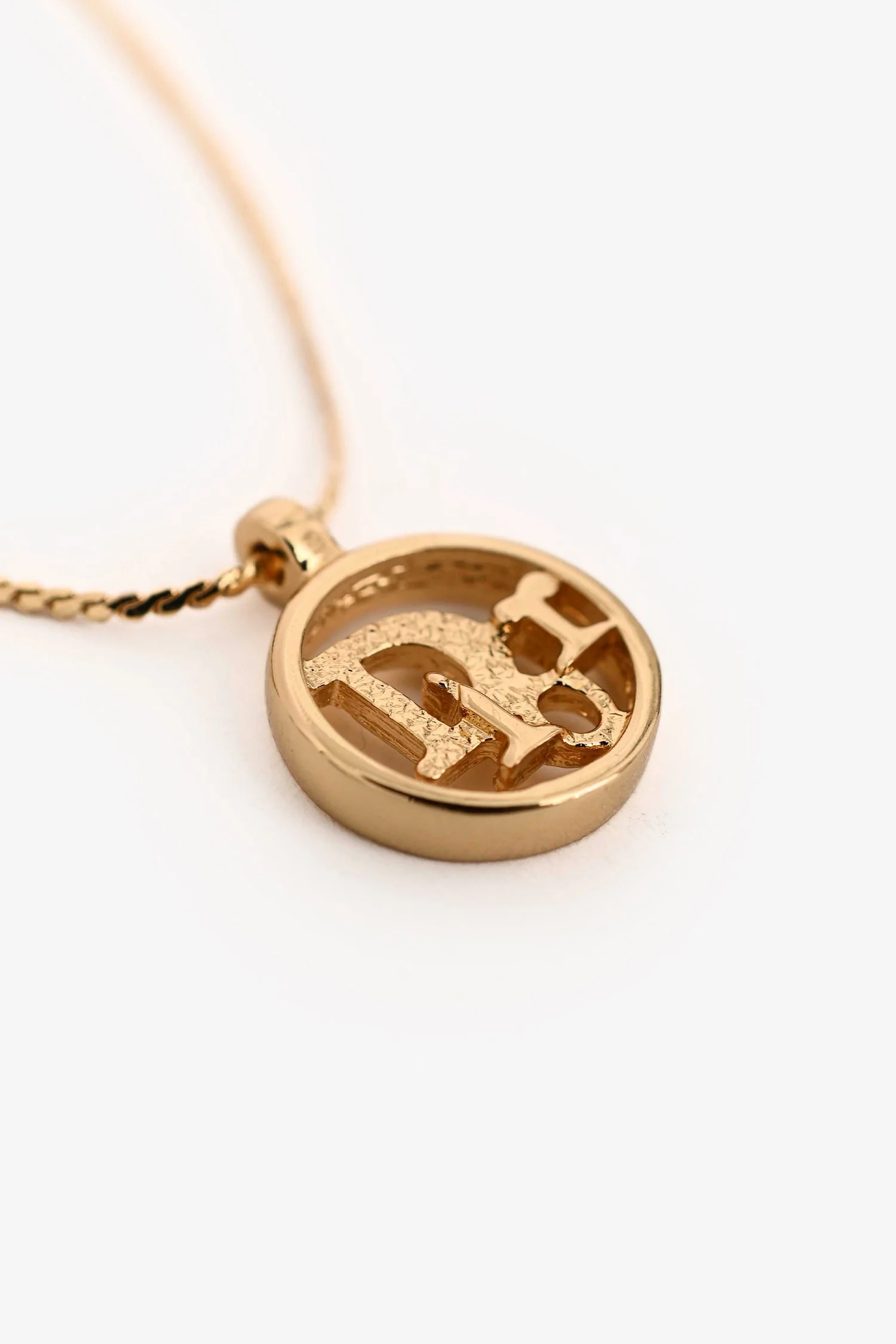 Christian Dior Vintage Gold Tone Metal Logo Bracelet - Image 3