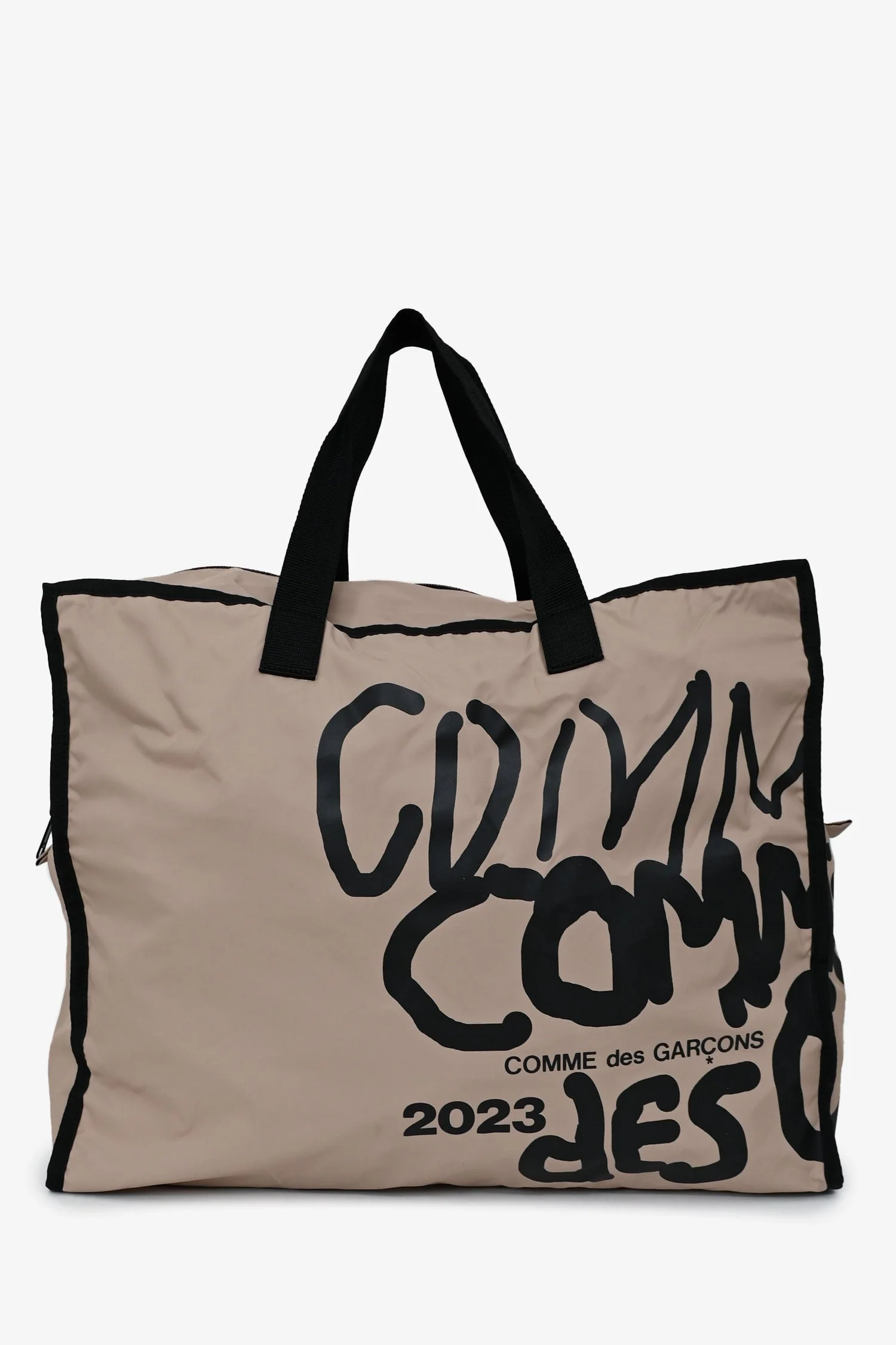 Comme Des Garcons 2023 Cream/Black Graphic Nylon Zip Tote - Image 2