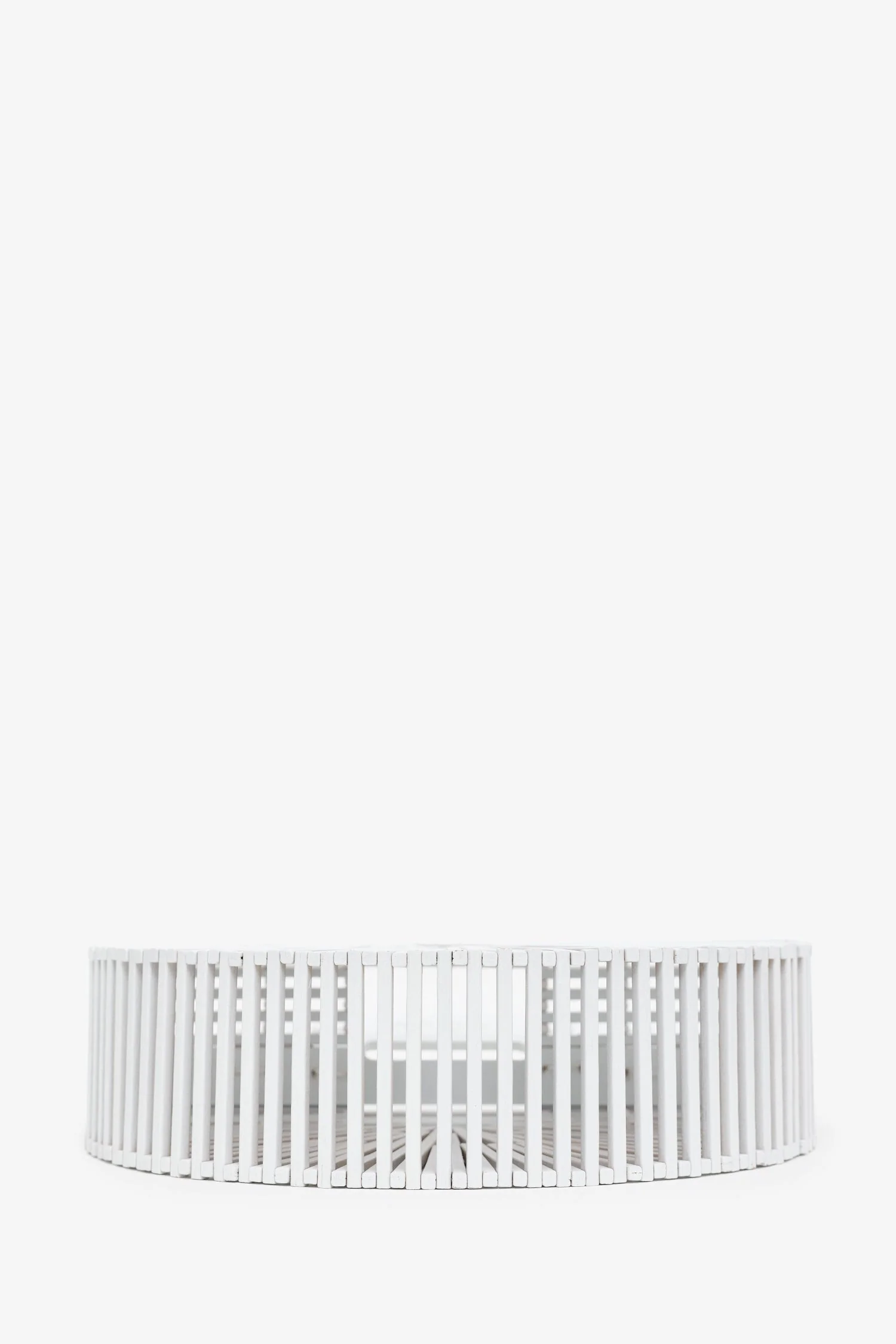 Cult Gaia White Acrylic 'Arc' Clutch Bag - Image 5