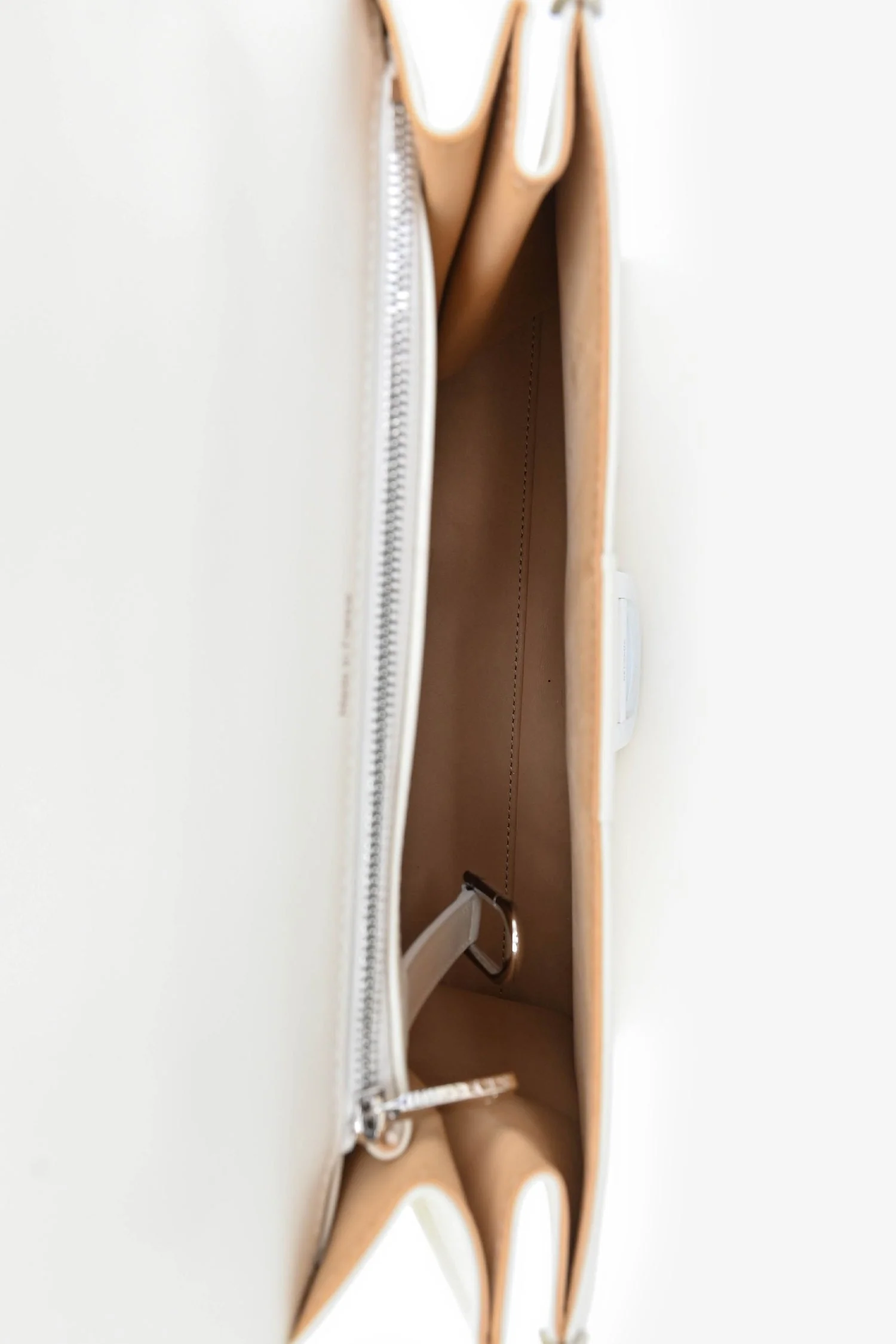 Delvaux 2018 White Box Calfskin Brilliant MM with Strap - Image 6