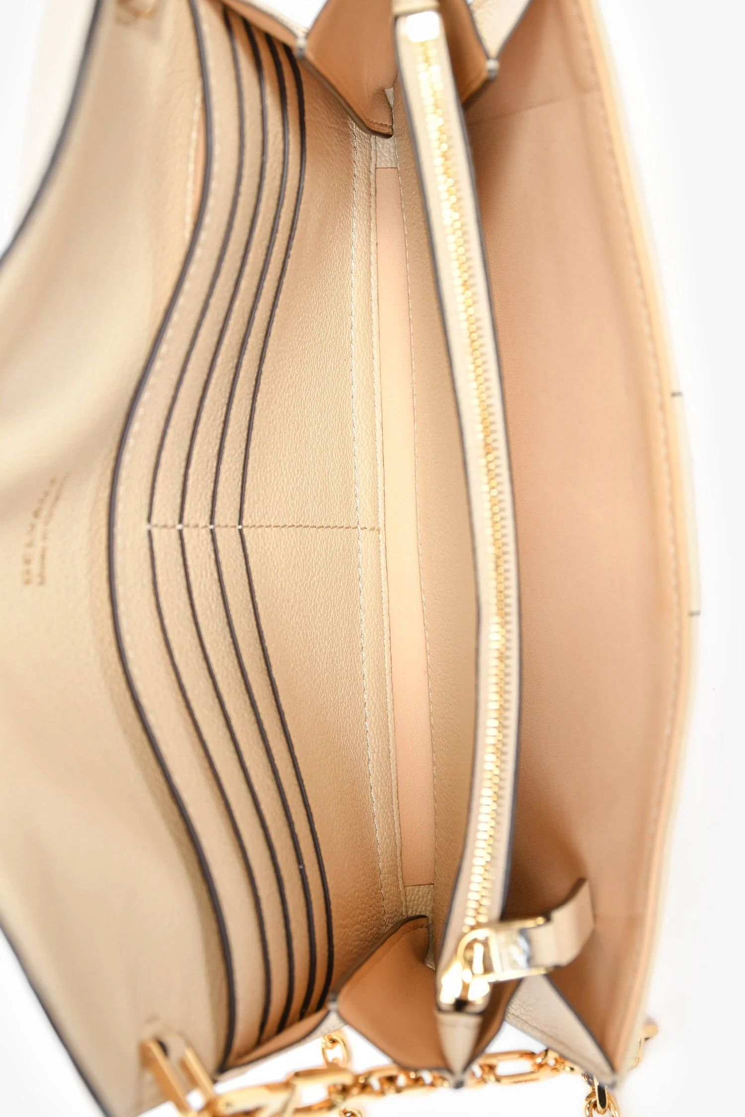 Delvaux Cream Leather 'Brilliant' Wallet on Chain - Image 6
