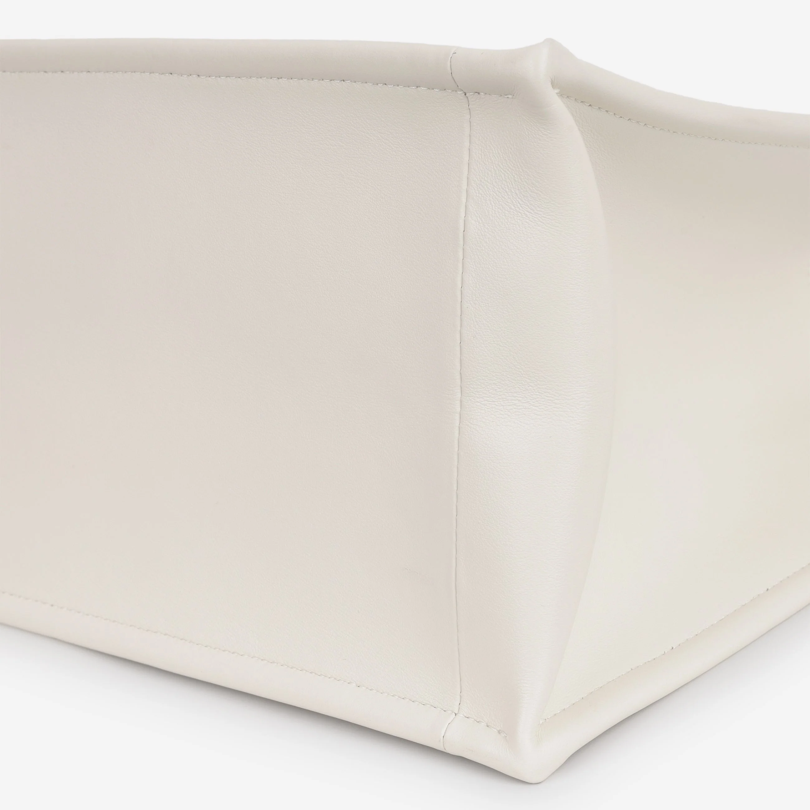 Dior Medium Book Tote - Latte Cannage Calfskin | Champagne Gold Hardware - Image 6