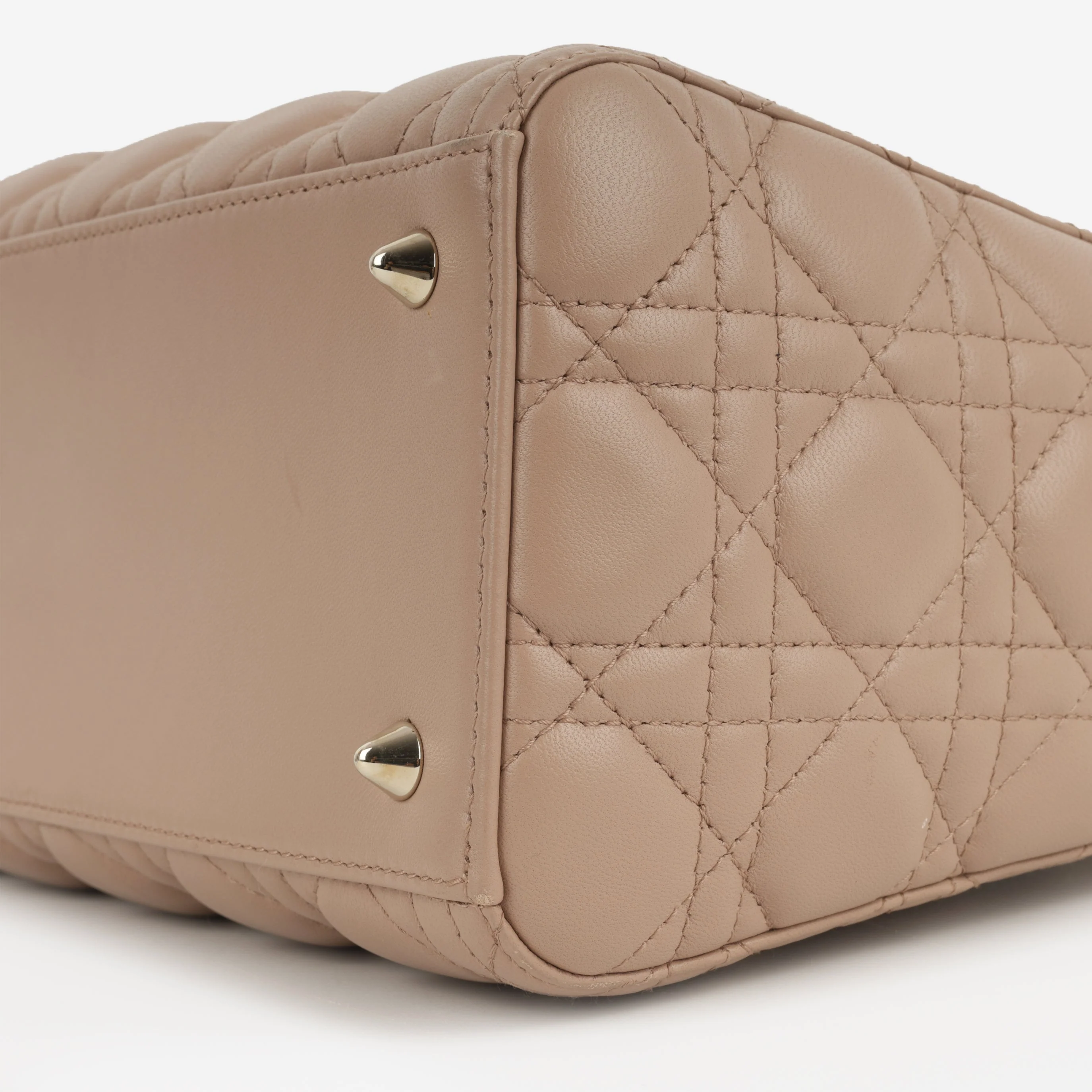 Dior Medium Lady Dior - Blush Lambskin | Champagne Gold Hardware - Image 4