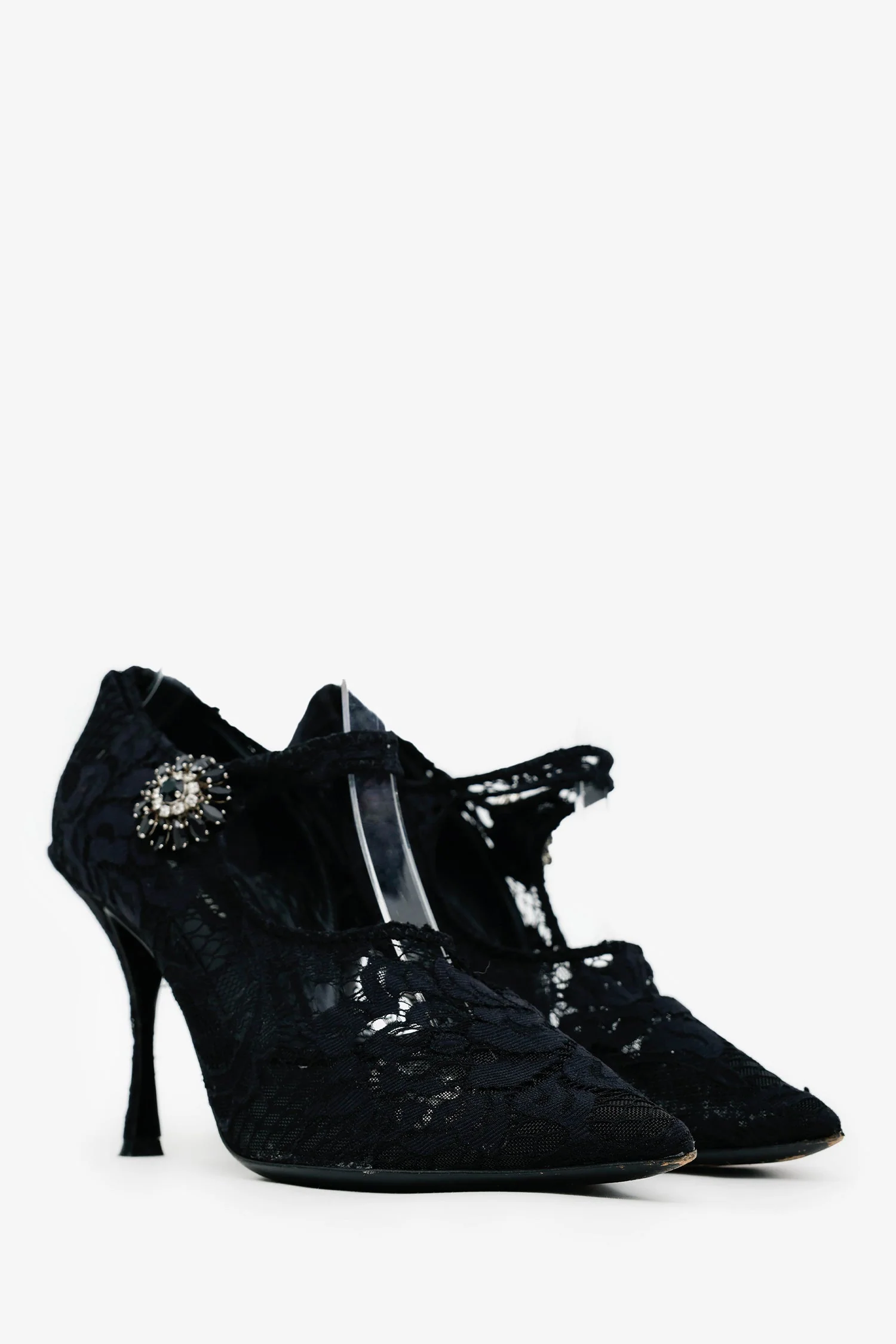 Dolce & Gabbana Black Lace Crystal Pumps Size 38.5 - Image 2