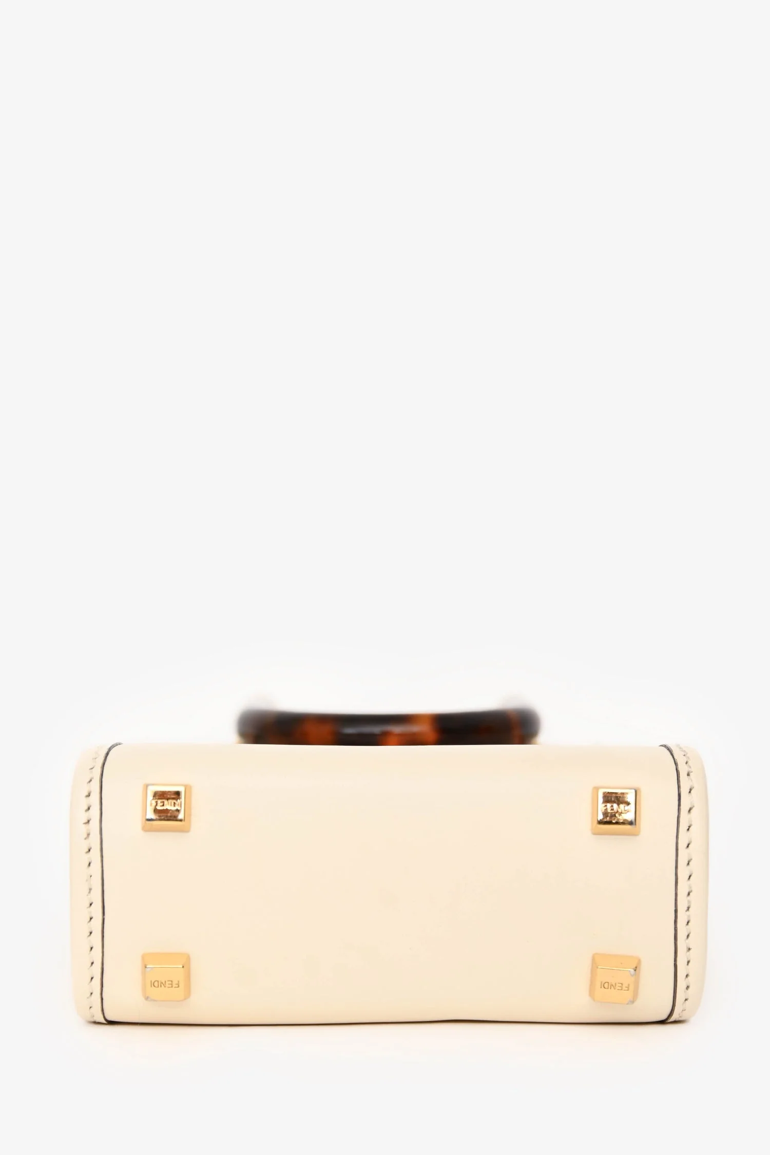 Fendi 2022 Cream Leather Acrylic Handle Mini Sunshine Crossbody - Image 5