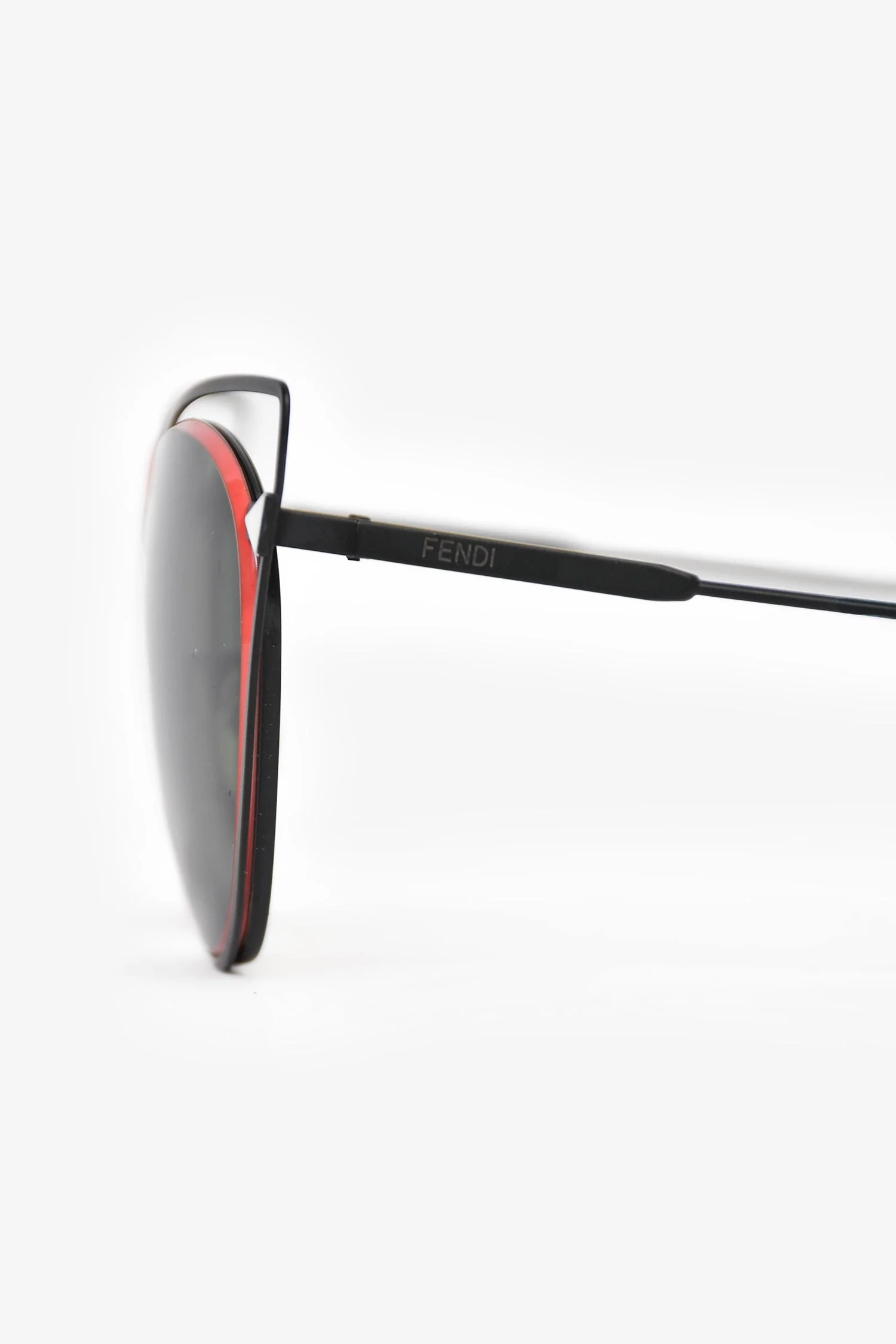 Fendi Black/Pink Cat Eye Sunglasses - Image 4