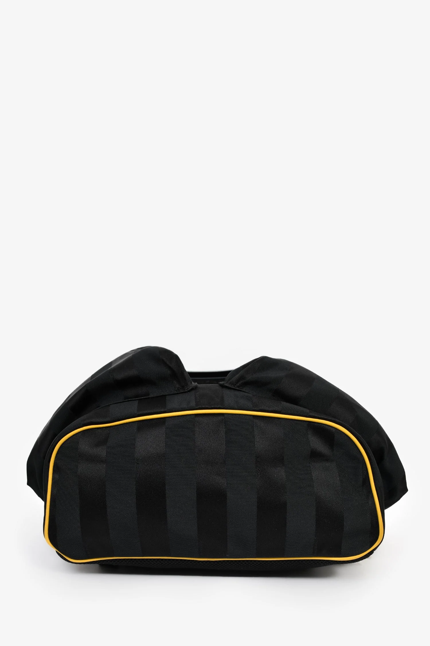 Fendi Black/Yellow Nylon/Leather Pequin Drawstring Backpack - Image 5