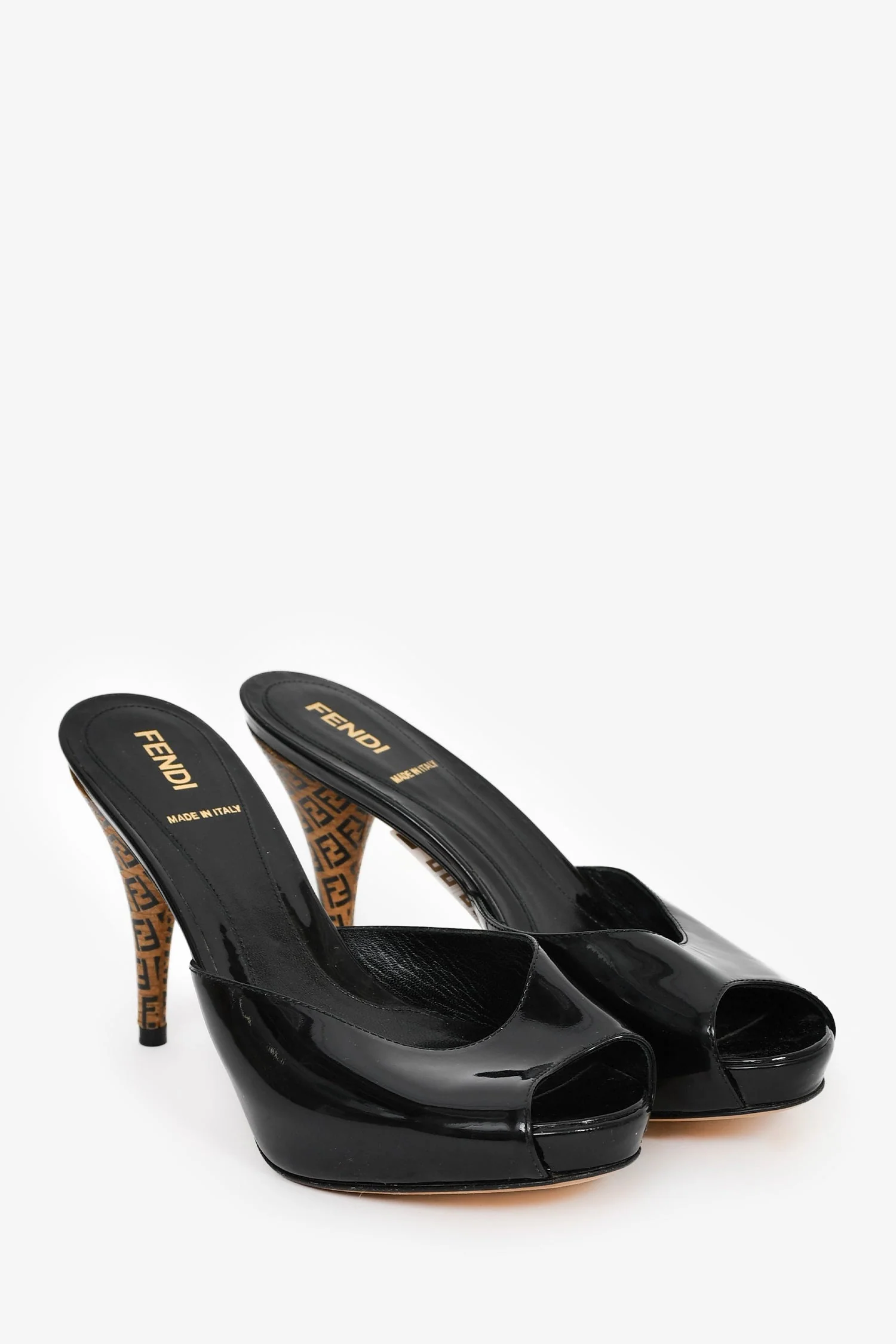 Fendi Black/Zucca Patent Leather/Cork Peektoe Heels Size 36 - Image 2