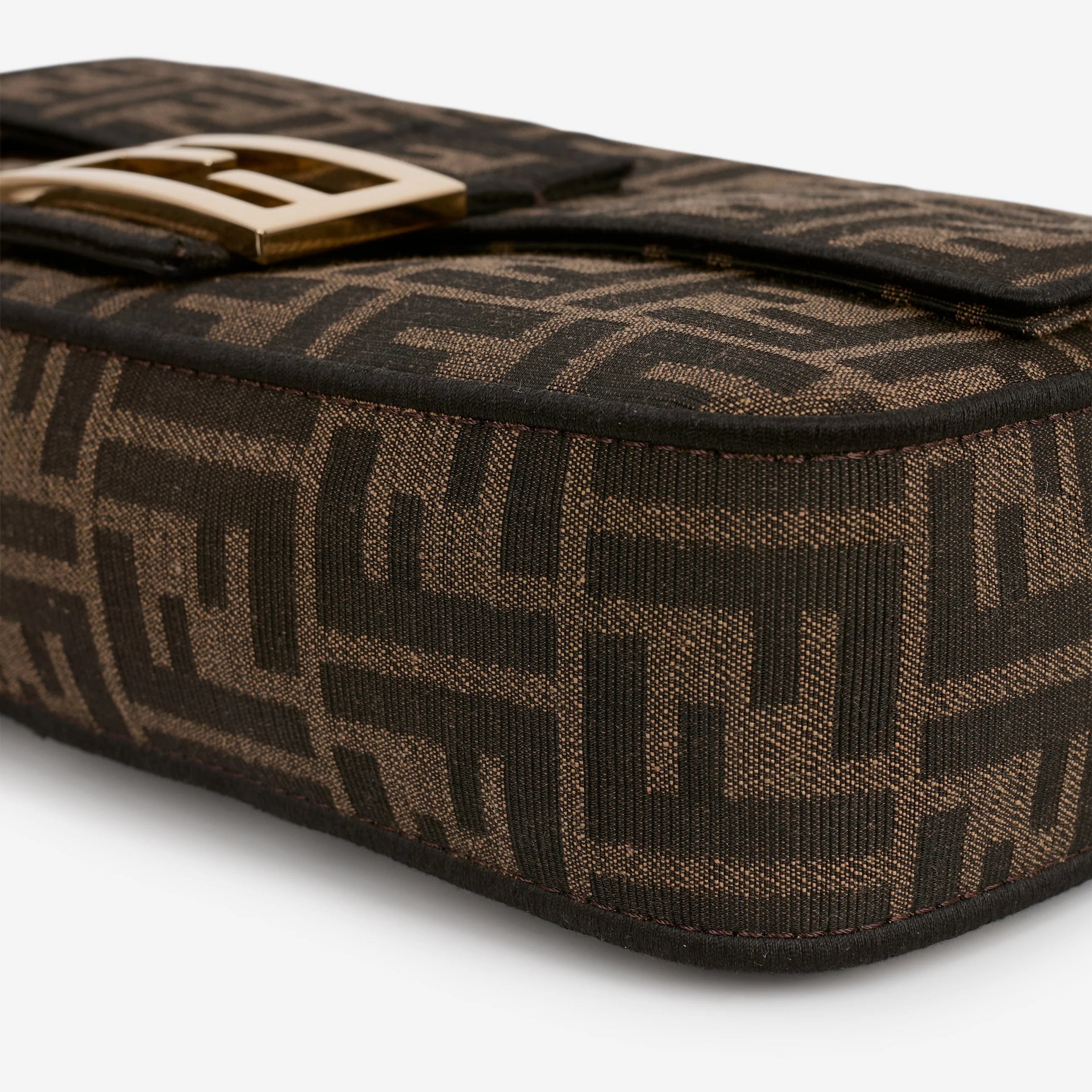 Fendi Medium Baguette - FF Jacquard Monogram | Gold Hardware - Image 6