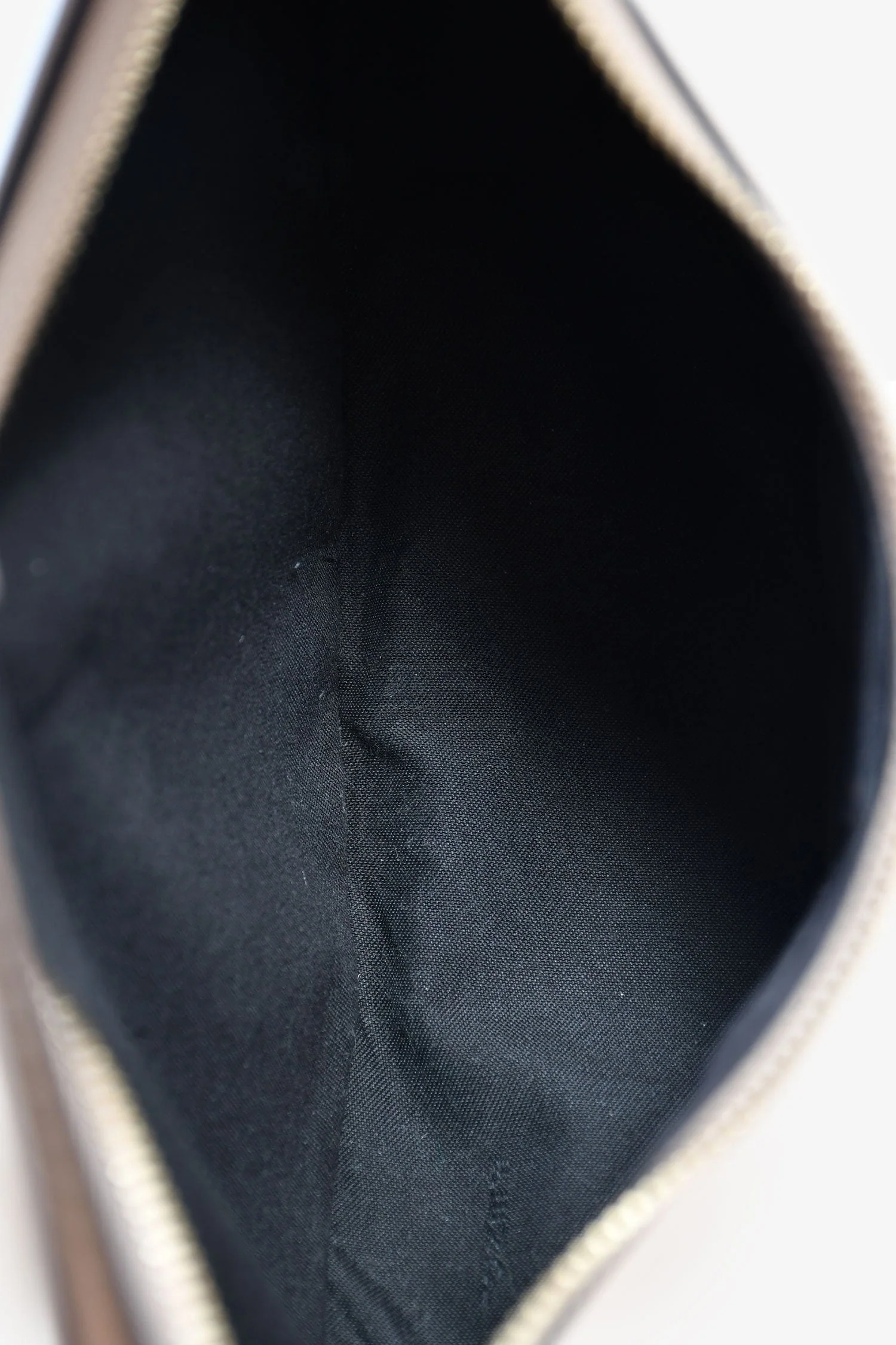 Fendi Peach Leather 'Fendigraphy' Shoulder Bag - Image 6